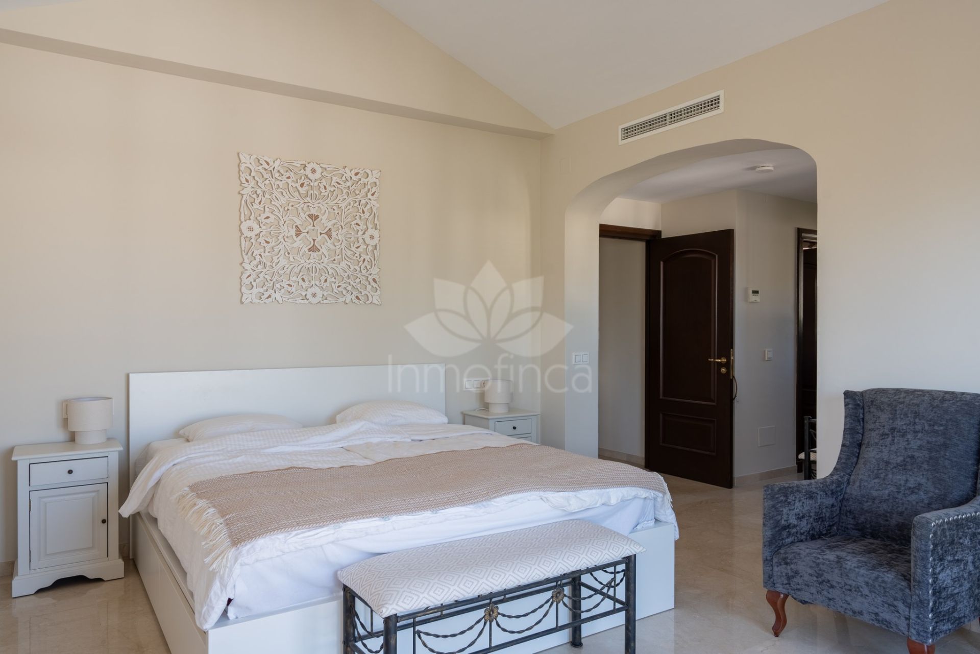Villa in El Rosario, Marbella