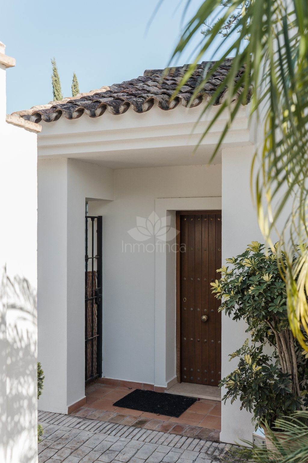 Villa in El Rosario, Marbella