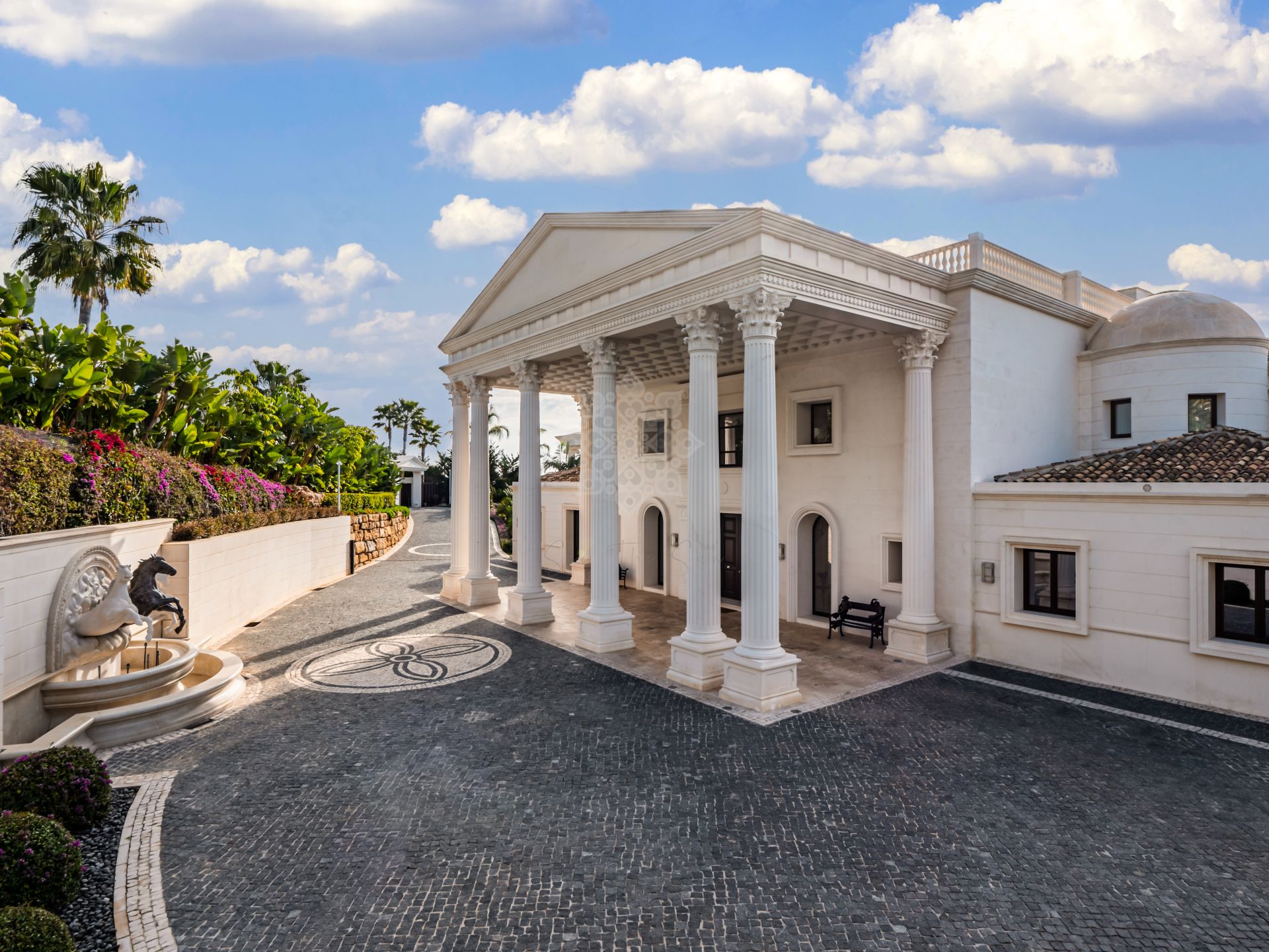 Villa in Sierra Blanca, Marbella