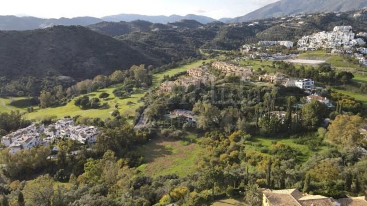 Parcela en Puerto del Almendro, Benahavis