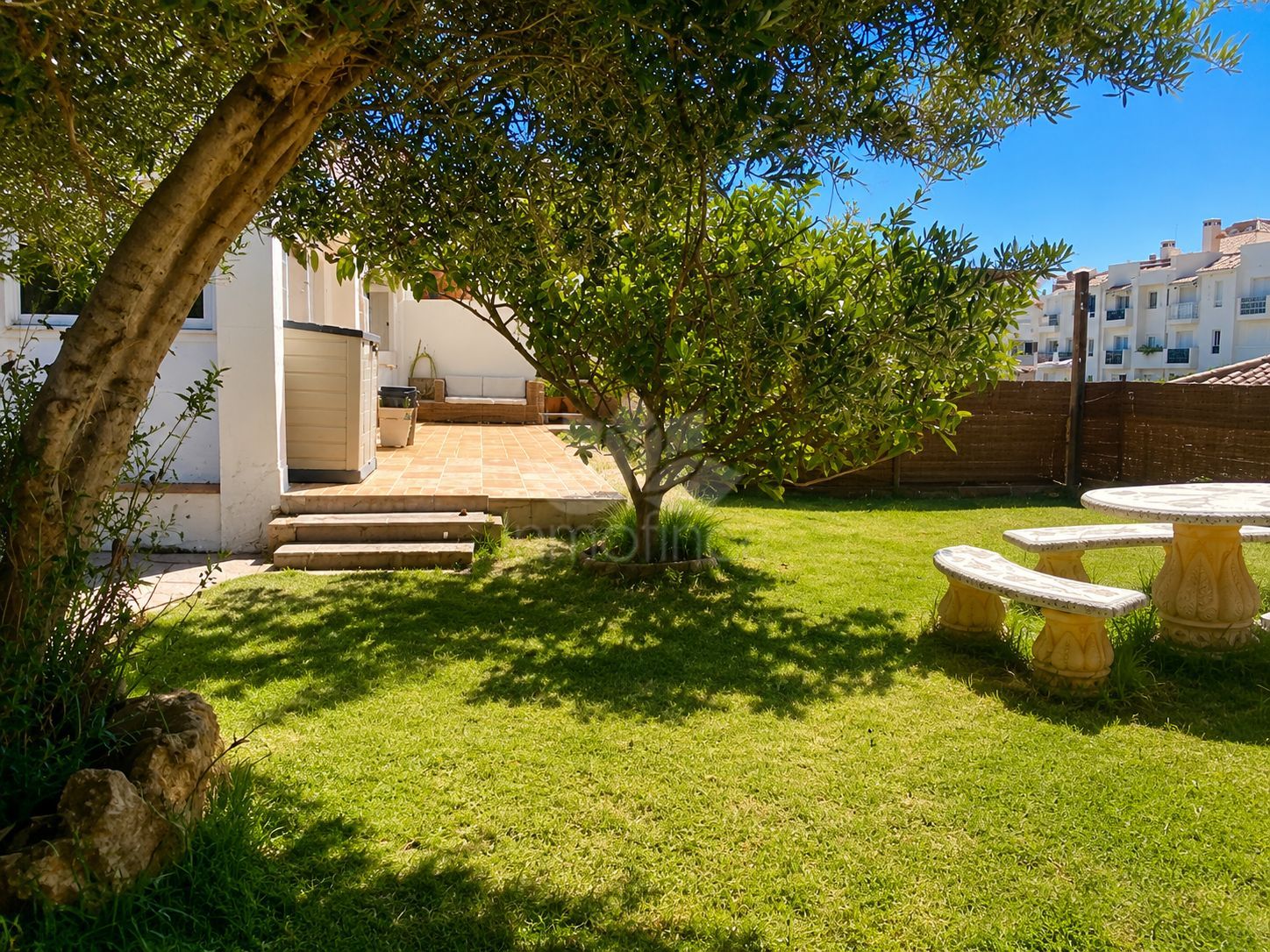 Apartamento Planta Baja en Guadaiza, Marbella