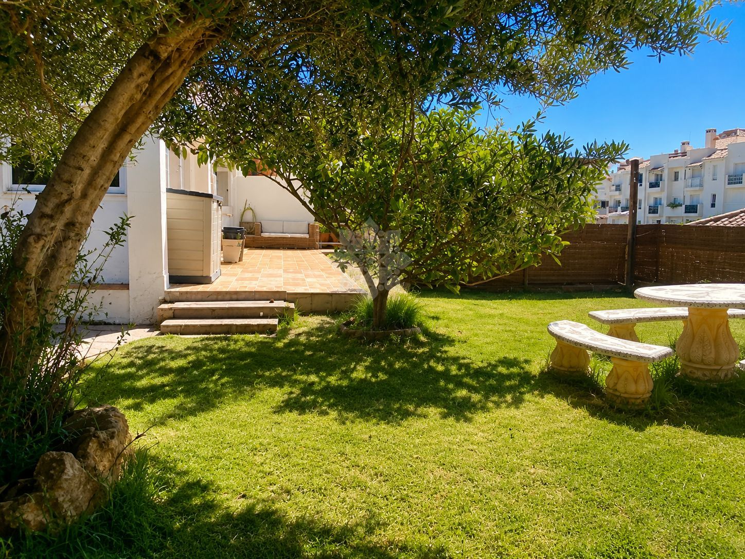 Apartamento Planta Baja en Guadaiza, Marbella