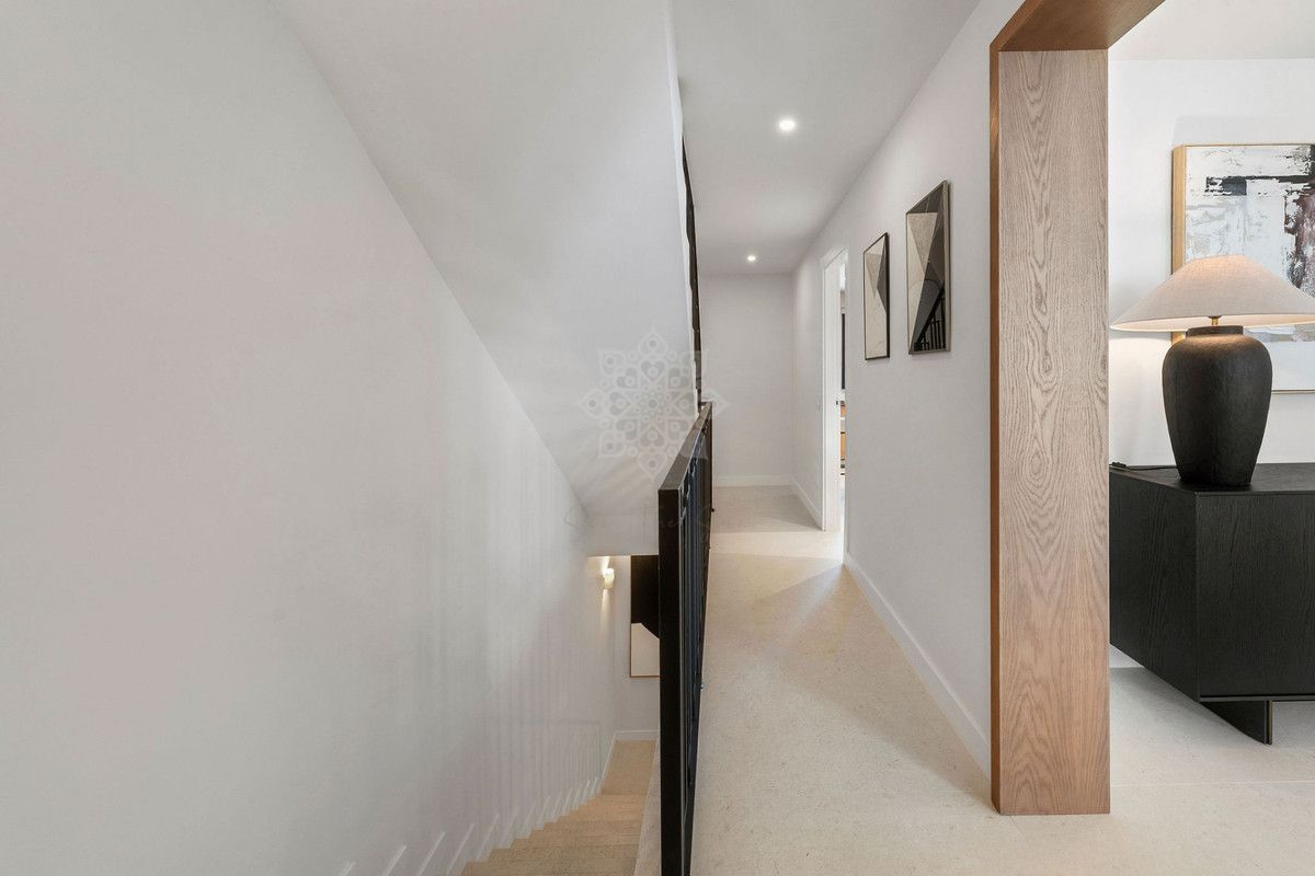Town House in Nueva Andalucia, Marbella