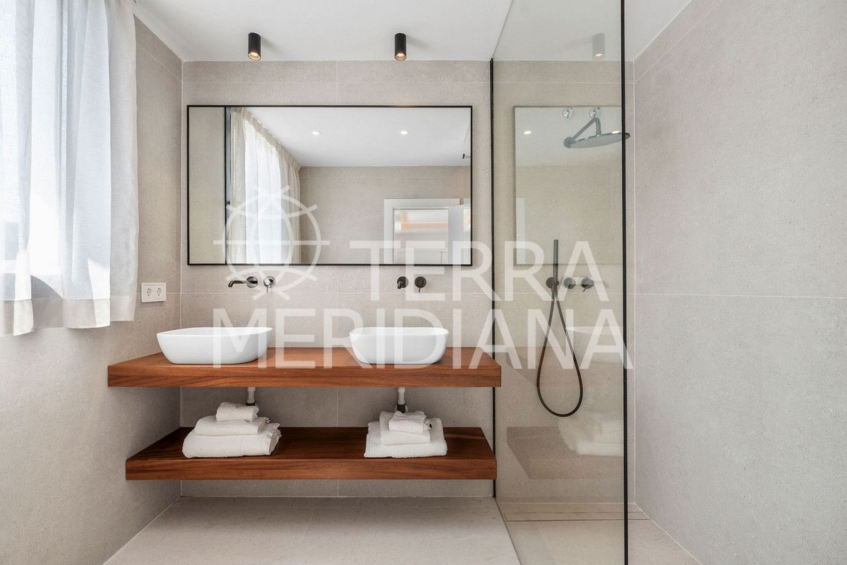 Town House in Nueva Andalucia, Marbella