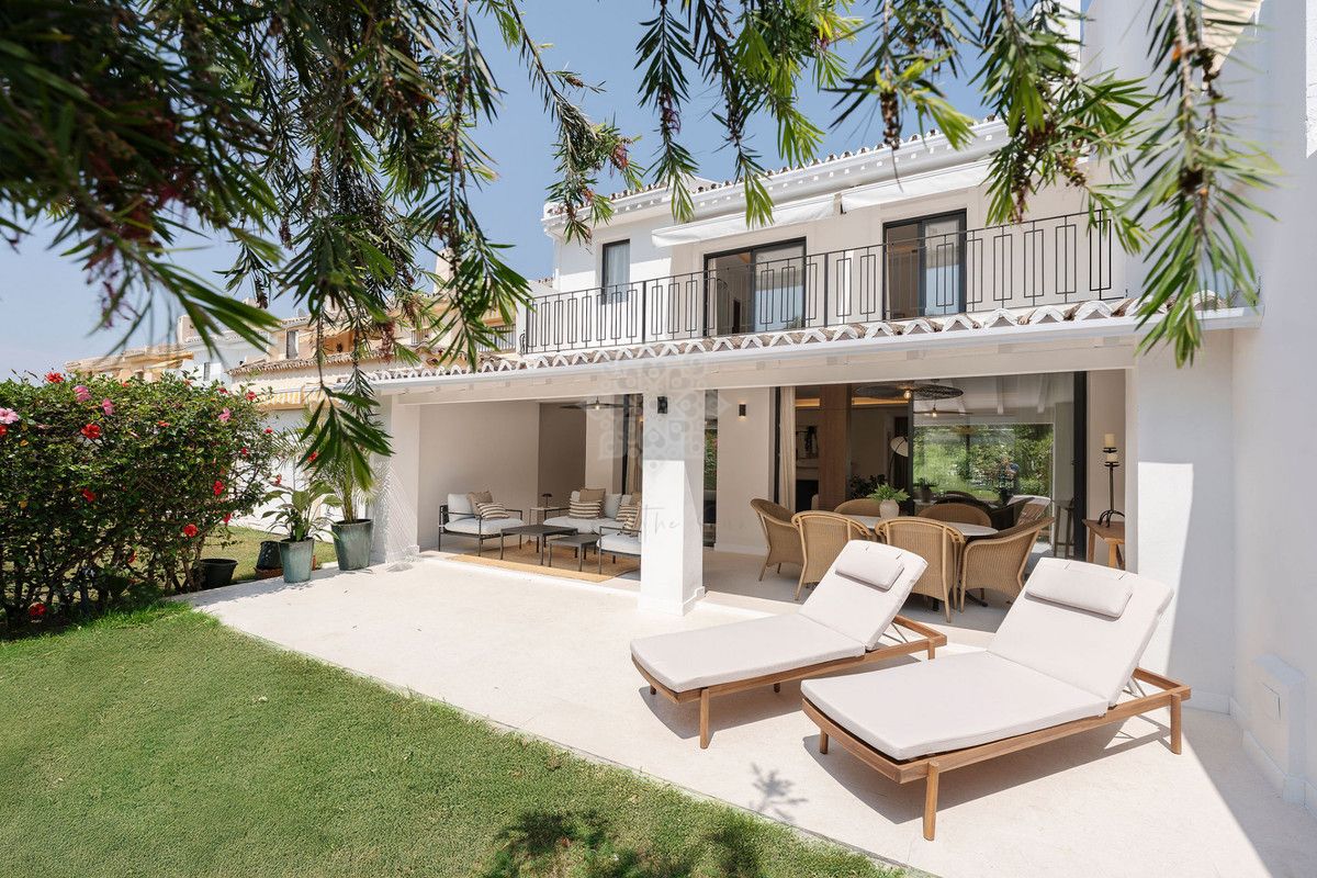 Town House in Nueva Andalucia, Marbella