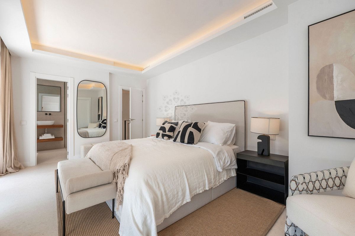 Town House in Nueva Andalucia, Marbella