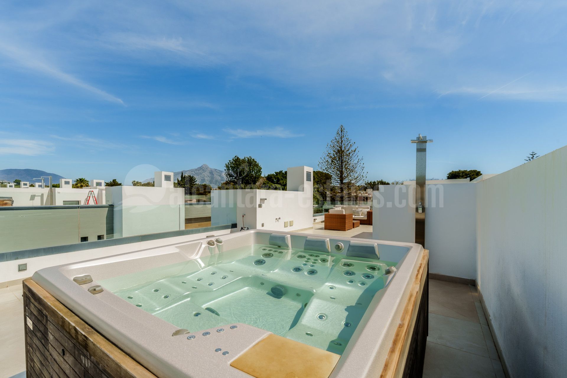 Semi Detached House in Marbella - Puerto Banus, Marbella