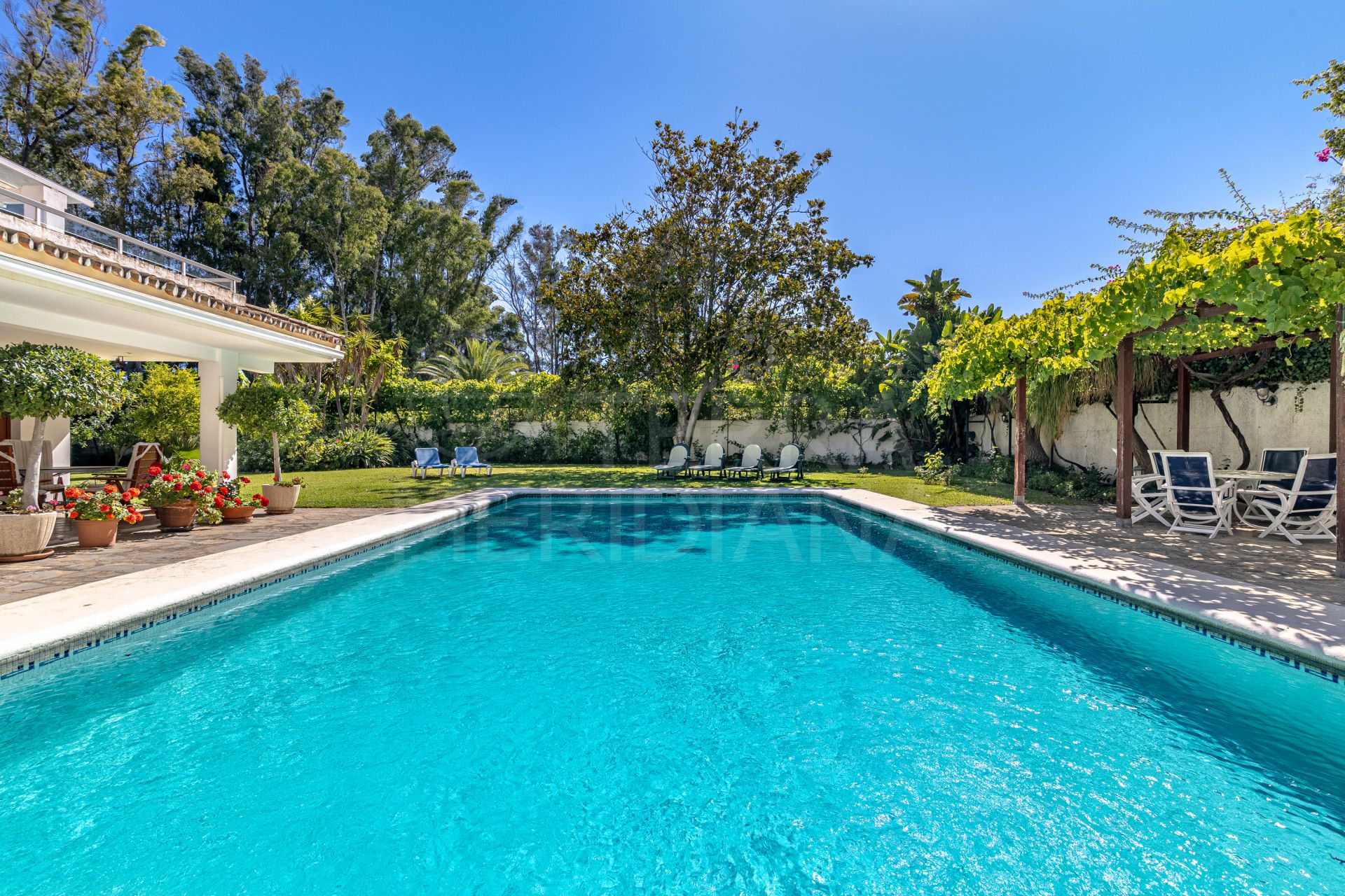 Villa in Costalita, Estepona