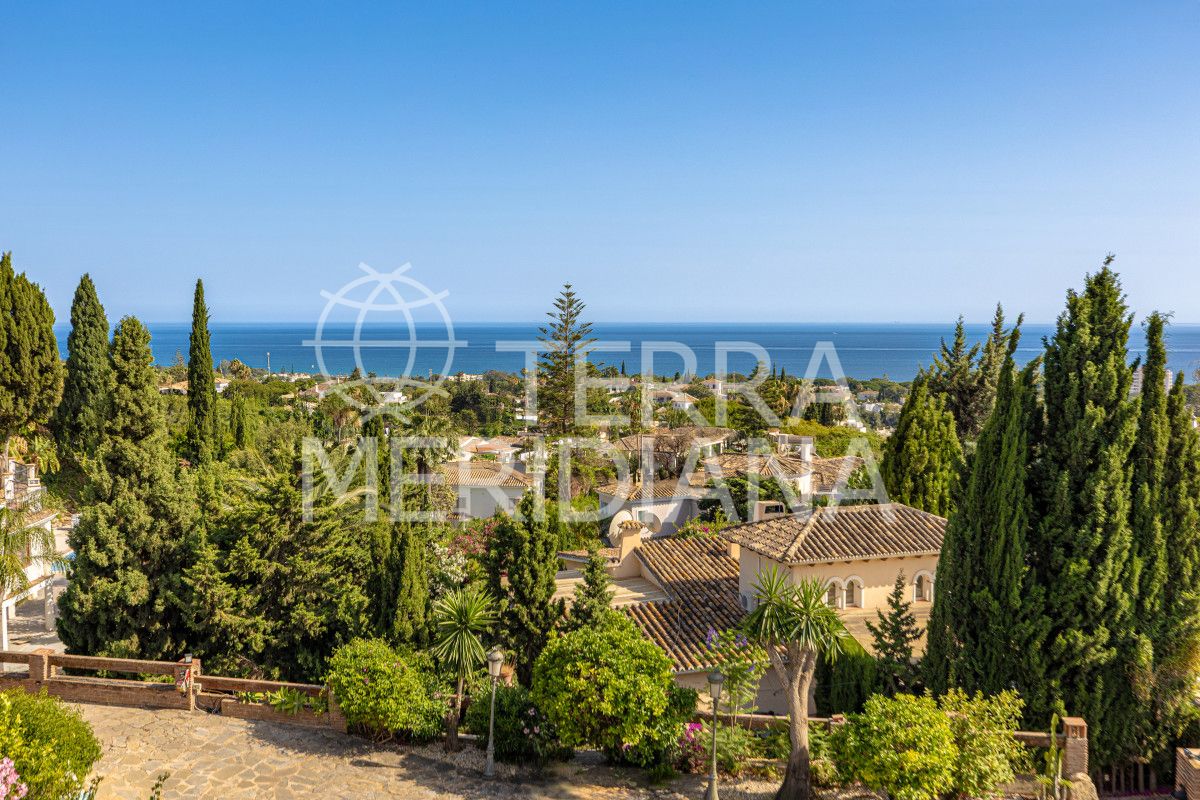 Villa in El Rosario, Marbella
