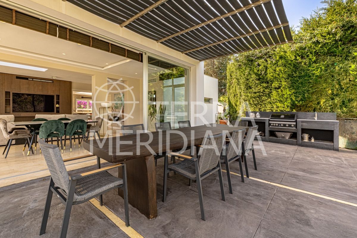 Villa in El Rosario, Marbella