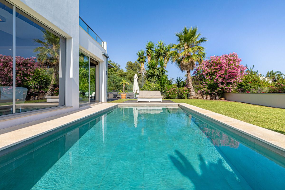 Villa en El Rosario, Marbella