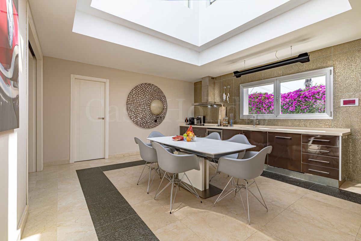 Villa in El Rosario, Marbella
