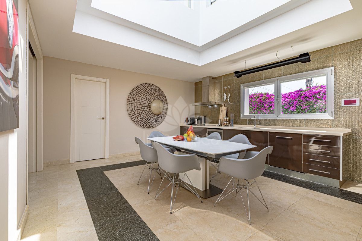 Villa en El Rosario, Marbella