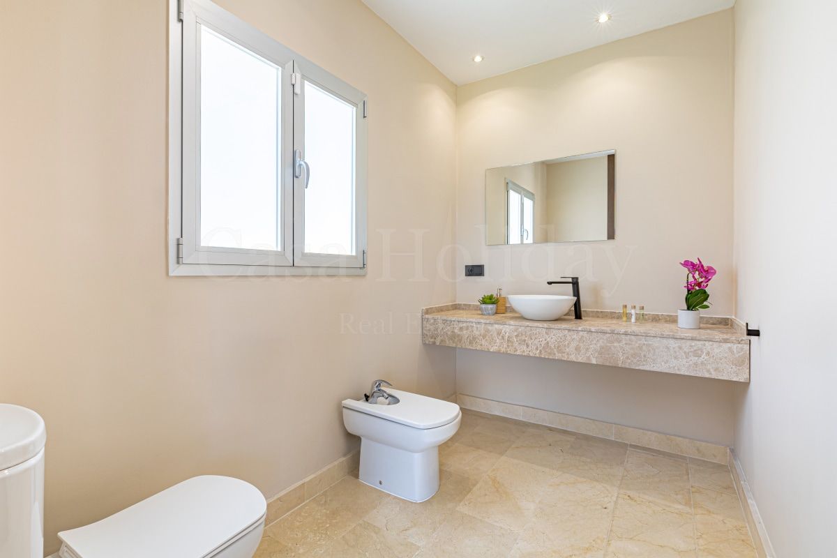 Villa in El Rosario, Marbella