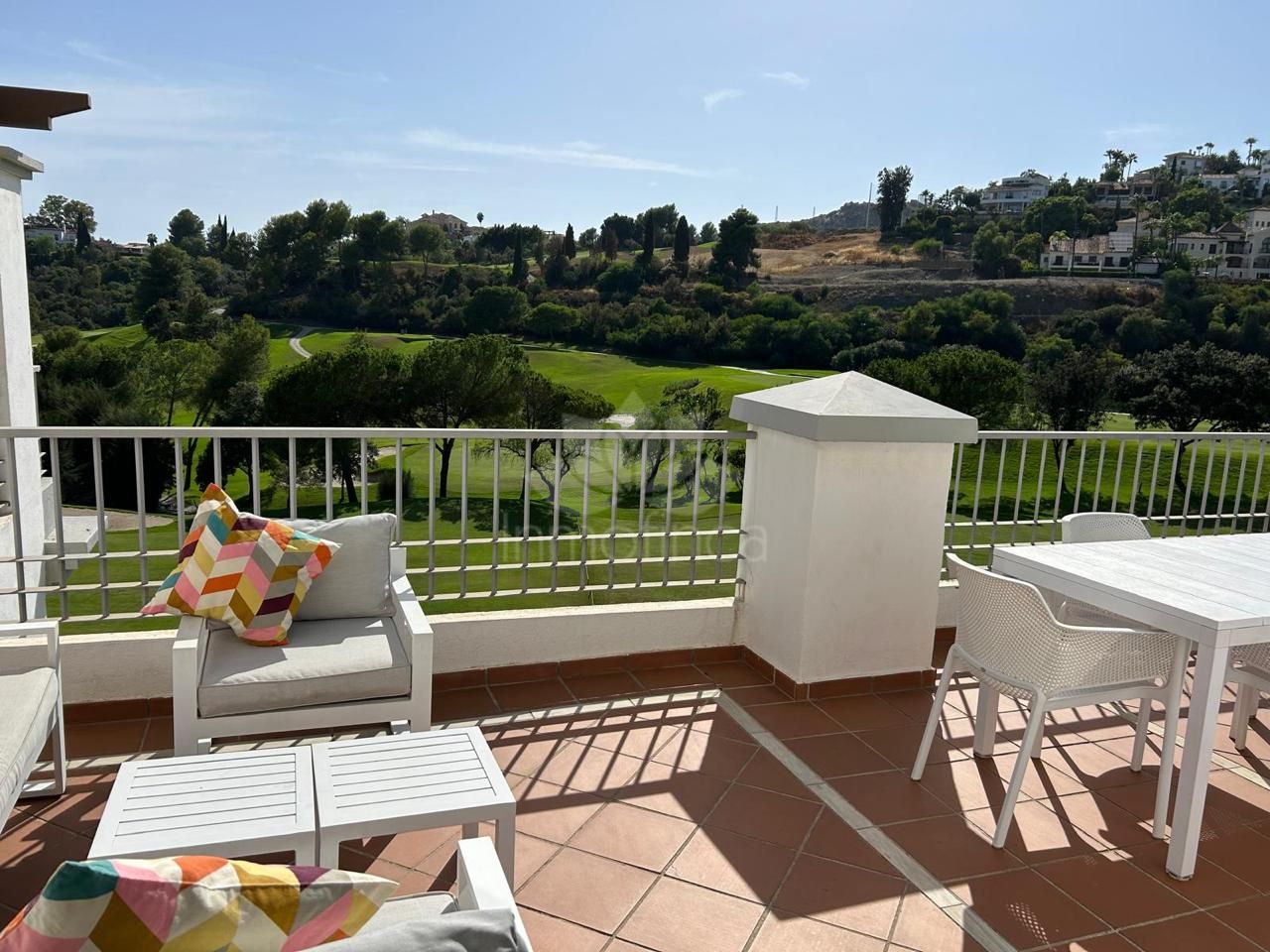 Apartment in Los Arqueros, Benahavis