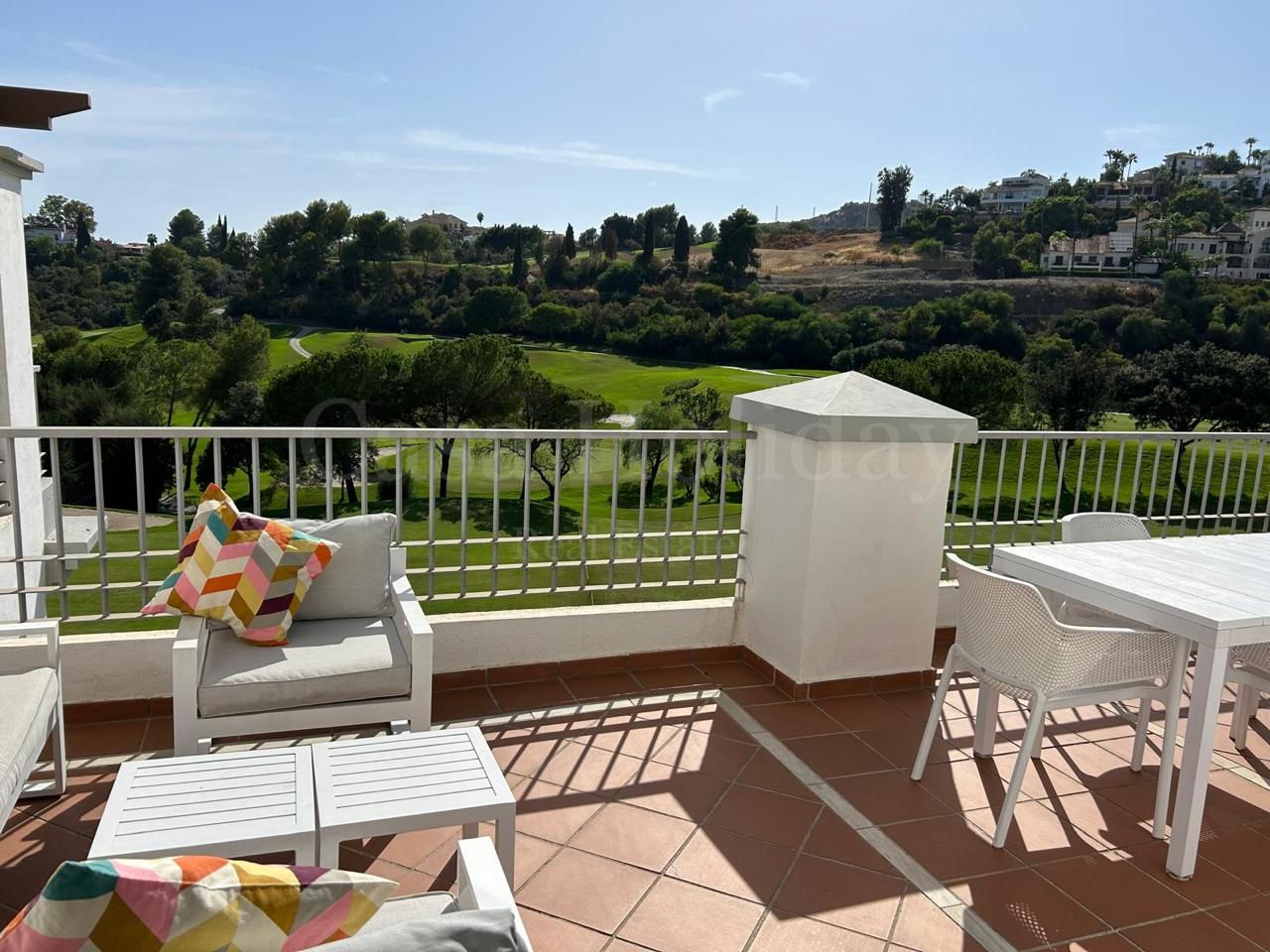 Apartamento en Los Arqueros, Benahavis