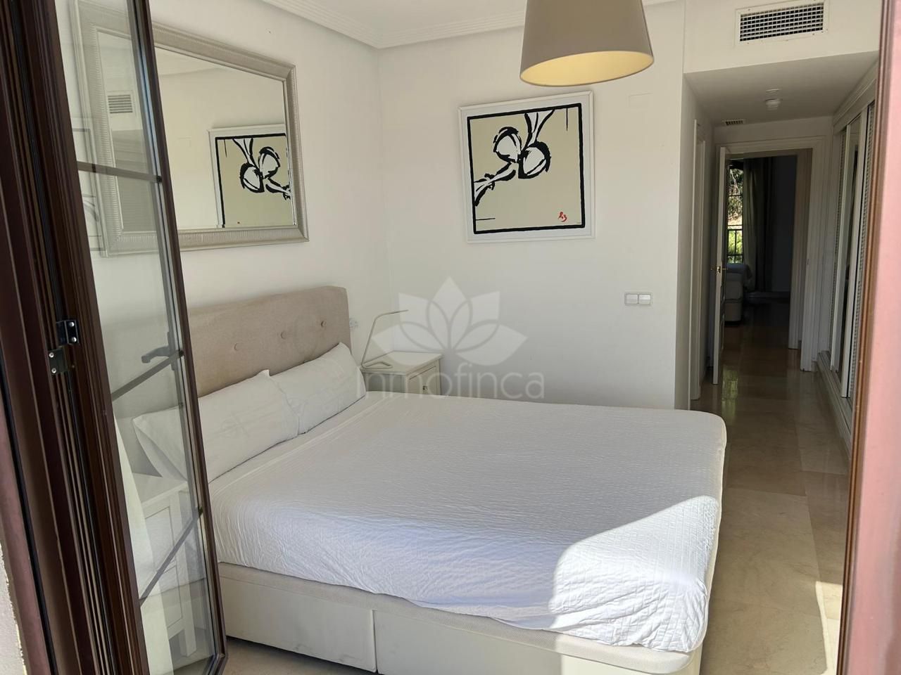 Apartment in Los Arqueros, Benahavis