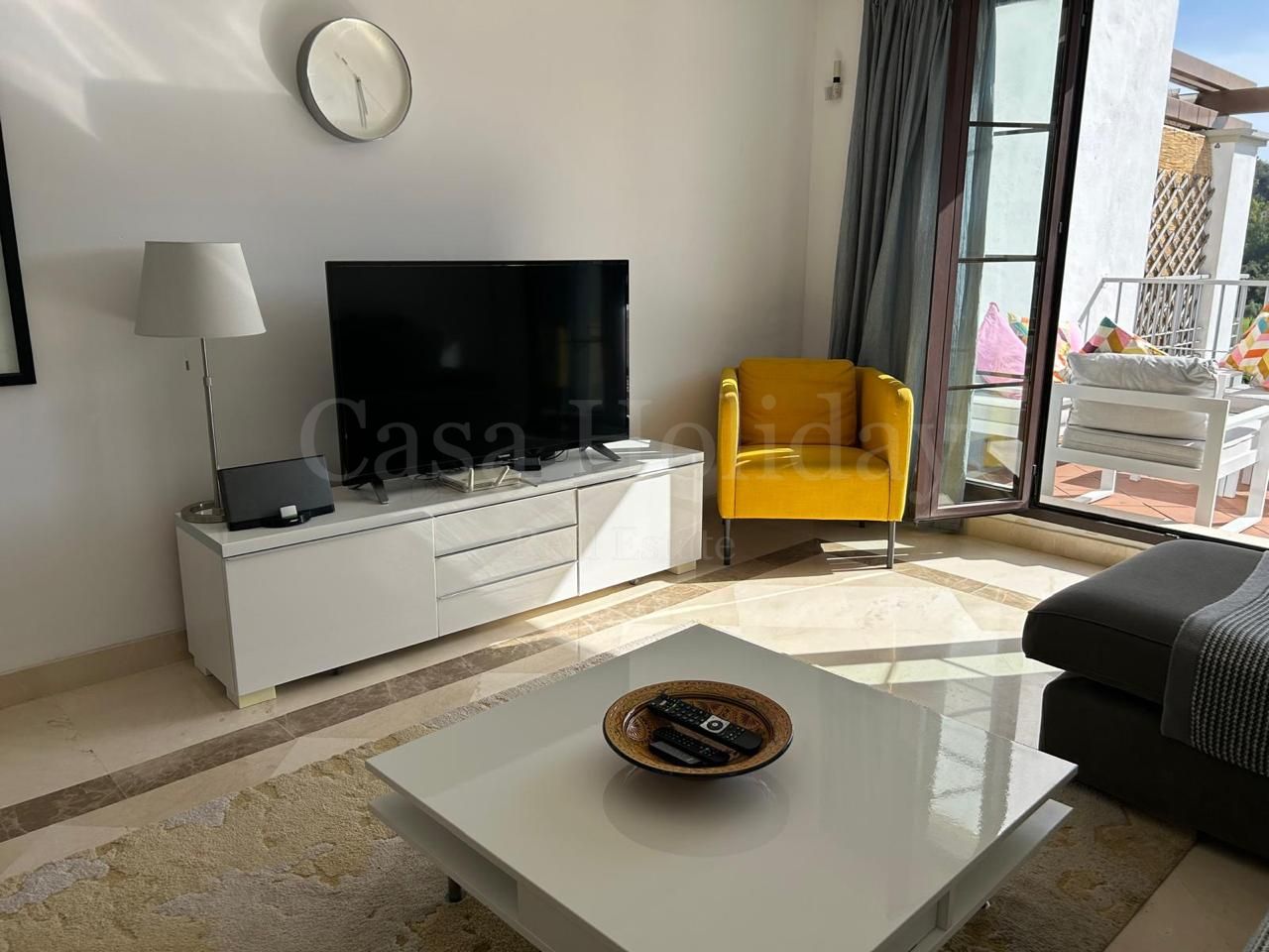 Apartamento en Los Arqueros, Benahavis