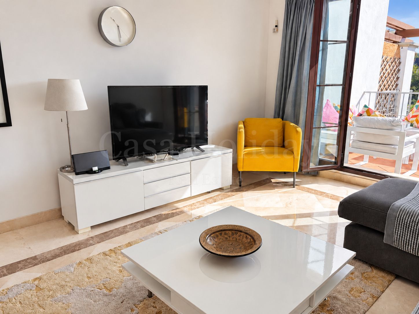 Apartamento en Los Arqueros, Benahavis