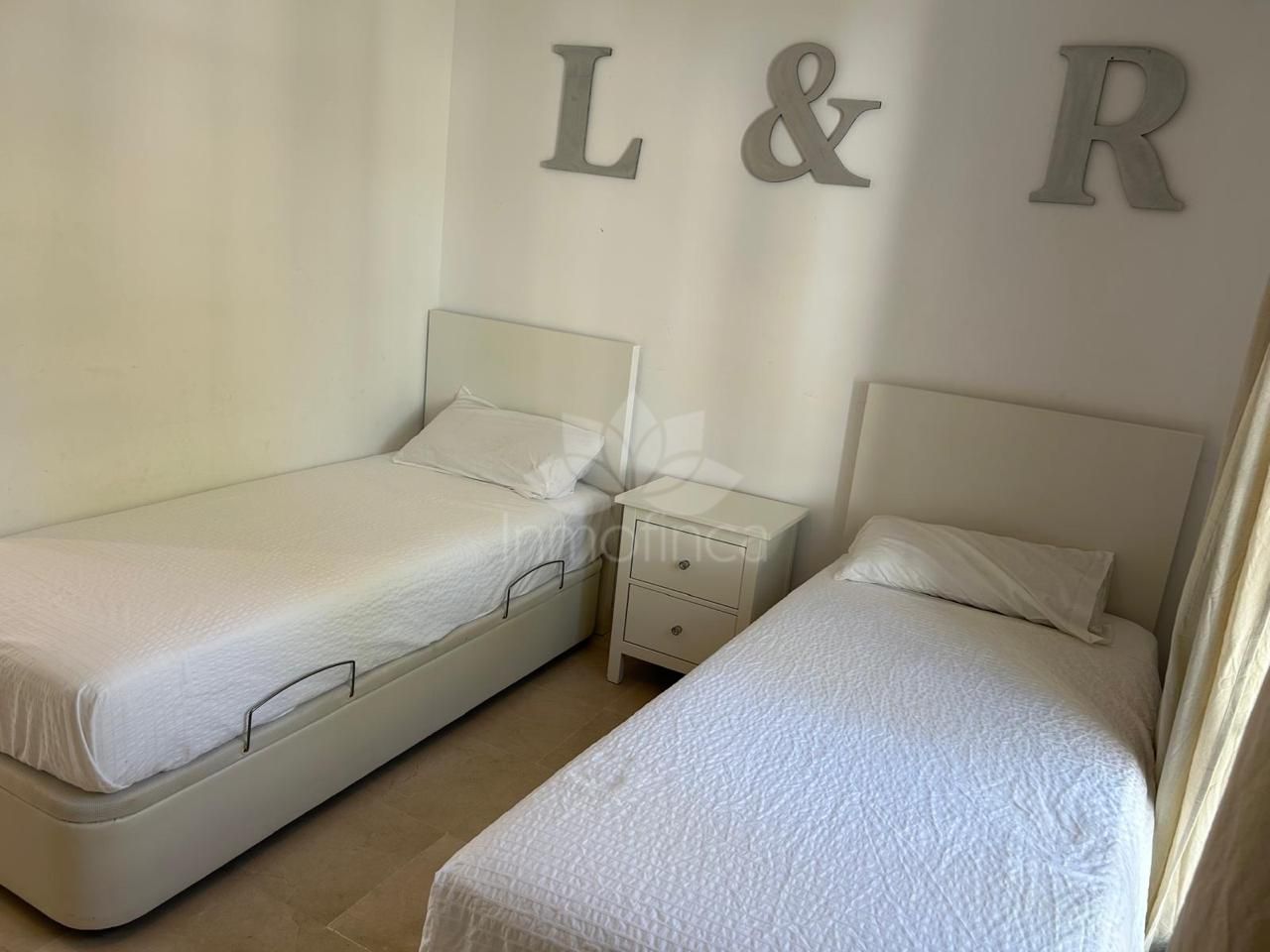 Apartment in Los Arqueros, Benahavis