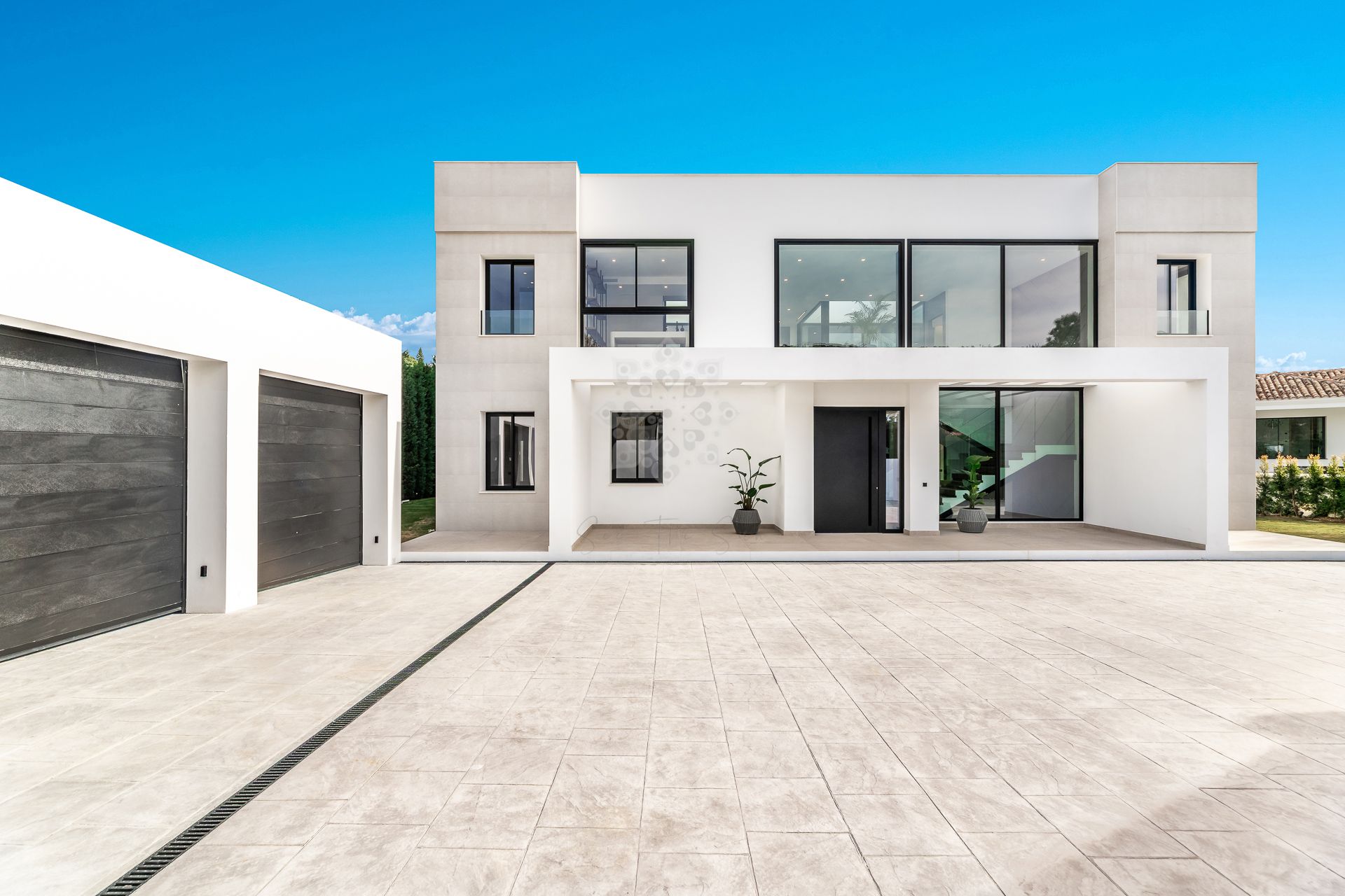 Villa in El Madroñal, Benahavis