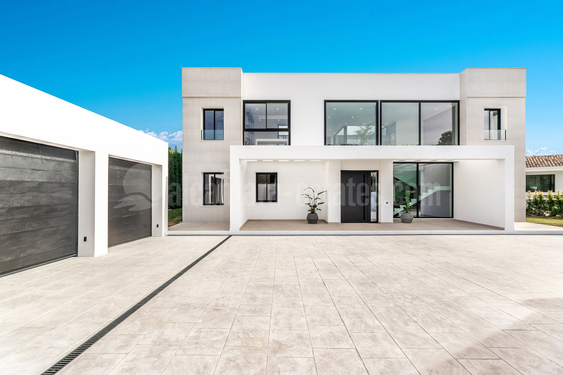 Villa in El Madroñal, Benahavis