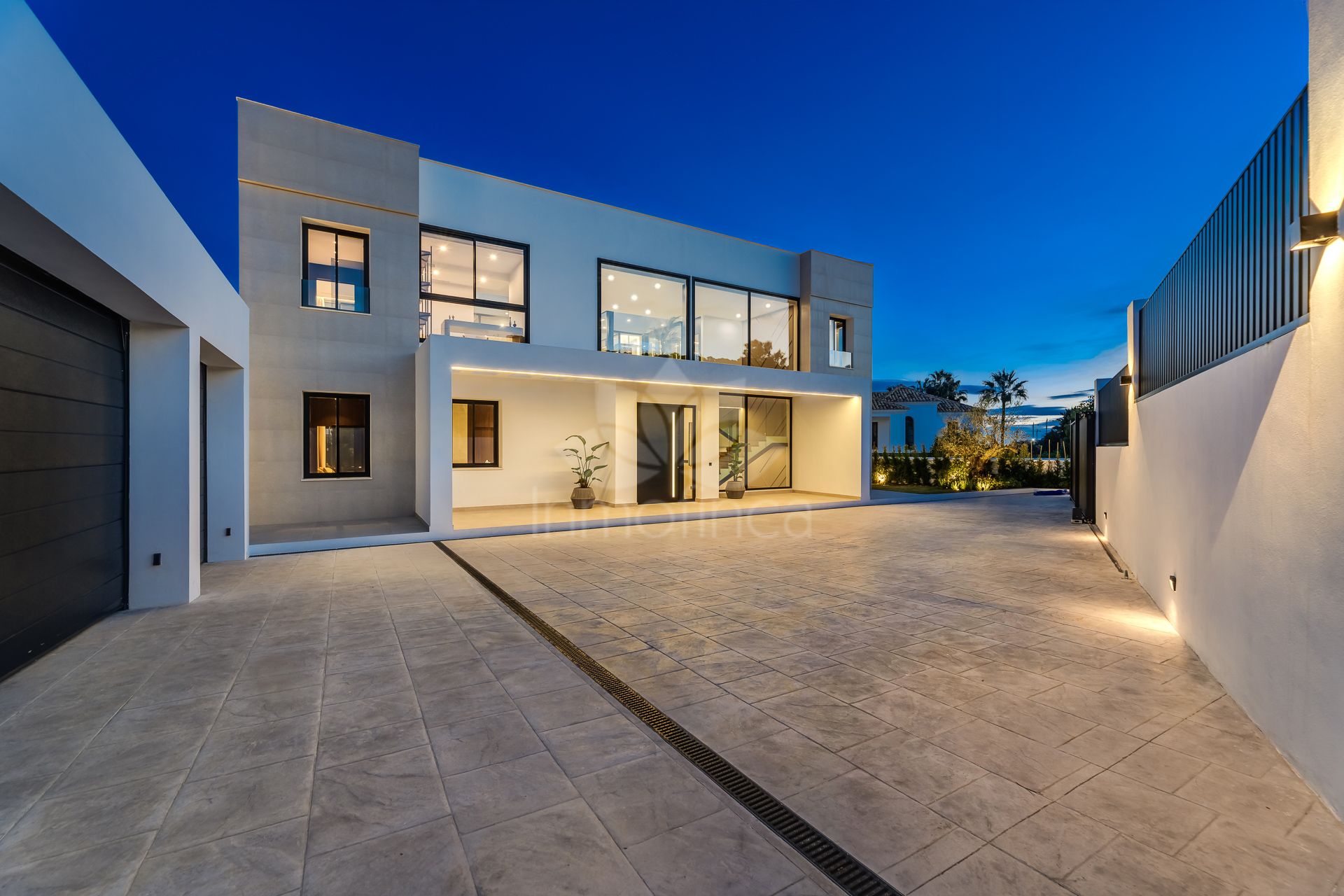 Villa en El Madroñal, Benahavis