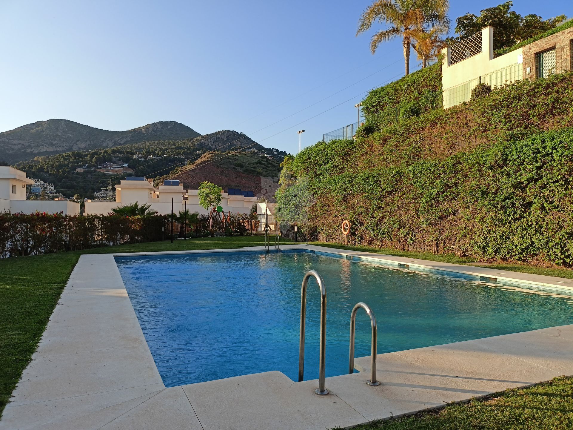 Town House in Pinares de San Antón, Malaga