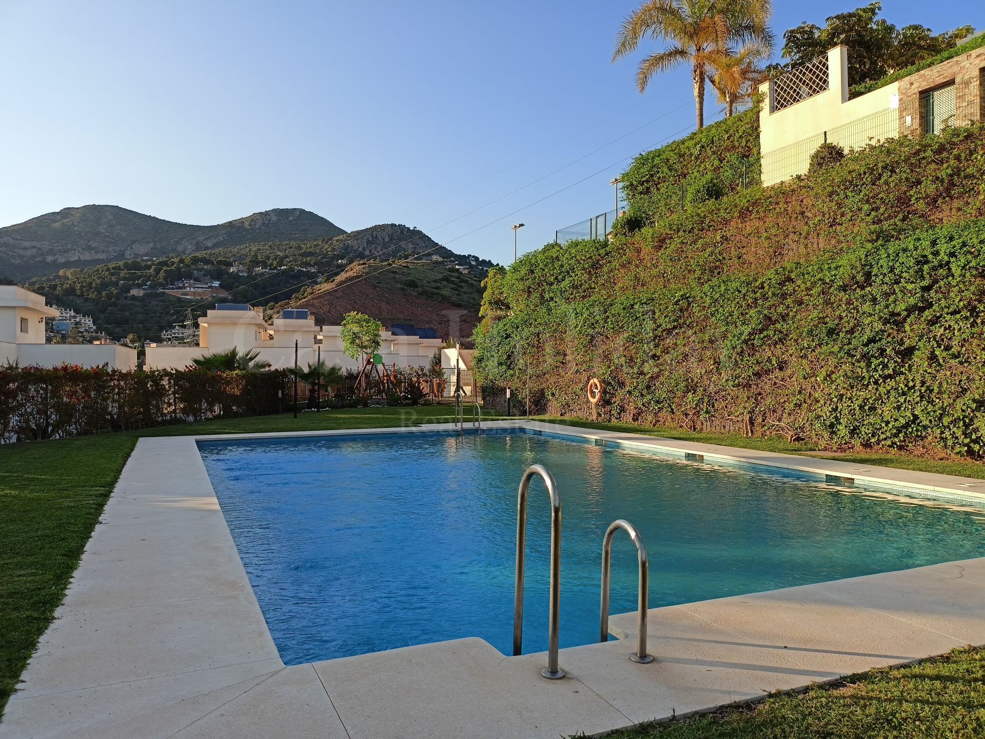 Town House in Pinares de San Antón, Malaga