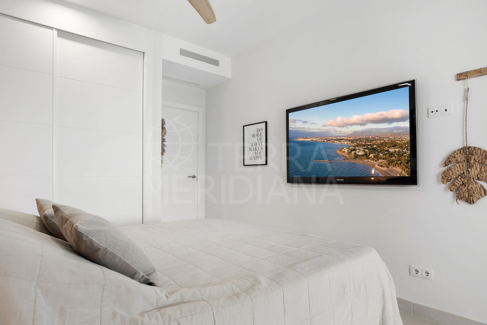 Ground Floor Apartment in Estepona Golf, Estepona