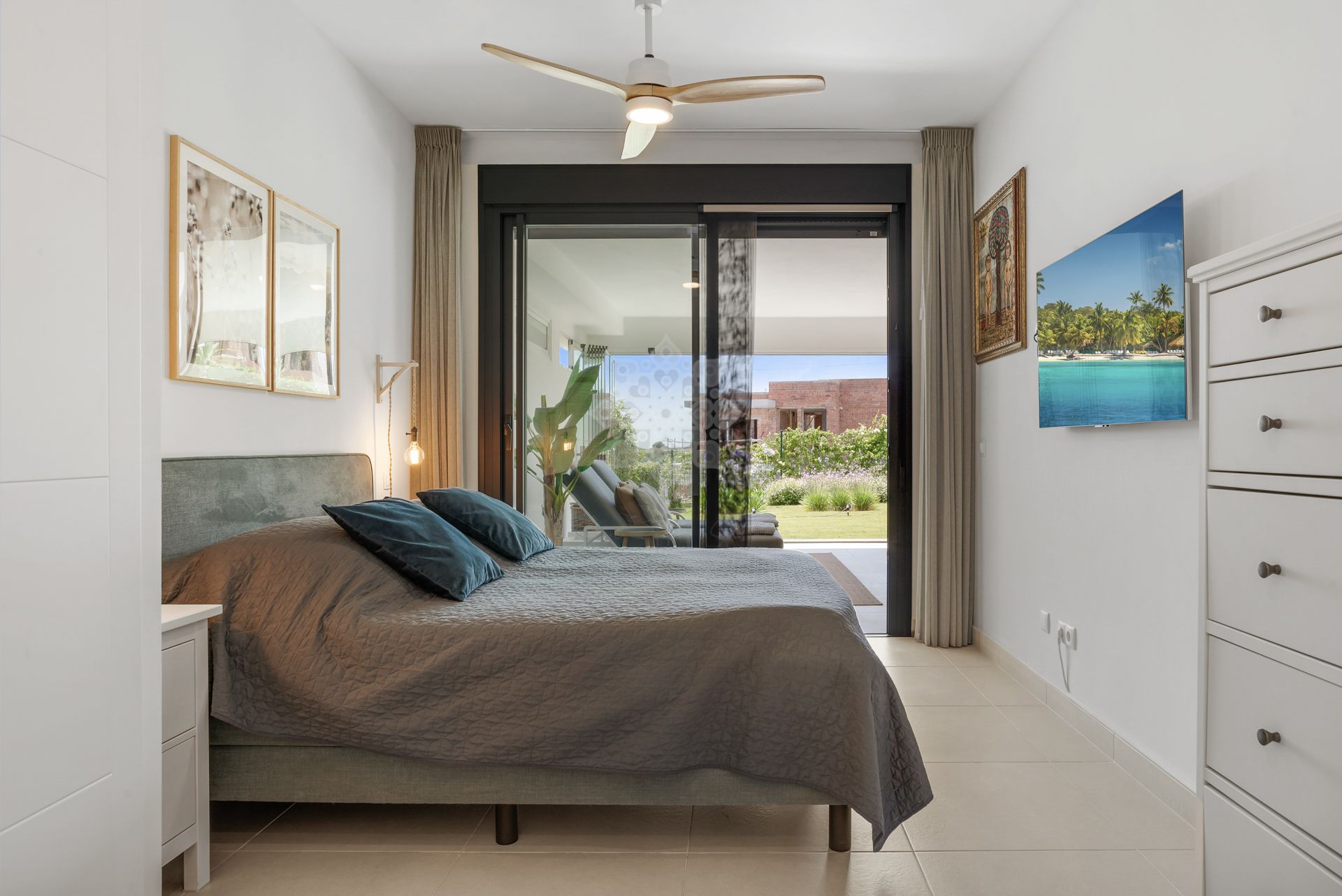Ground Floor Apartment in Estepona Golf, Estepona