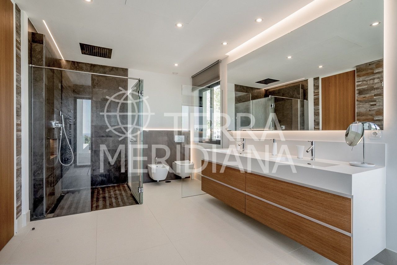 Villa in Golden Mile, Marbella
