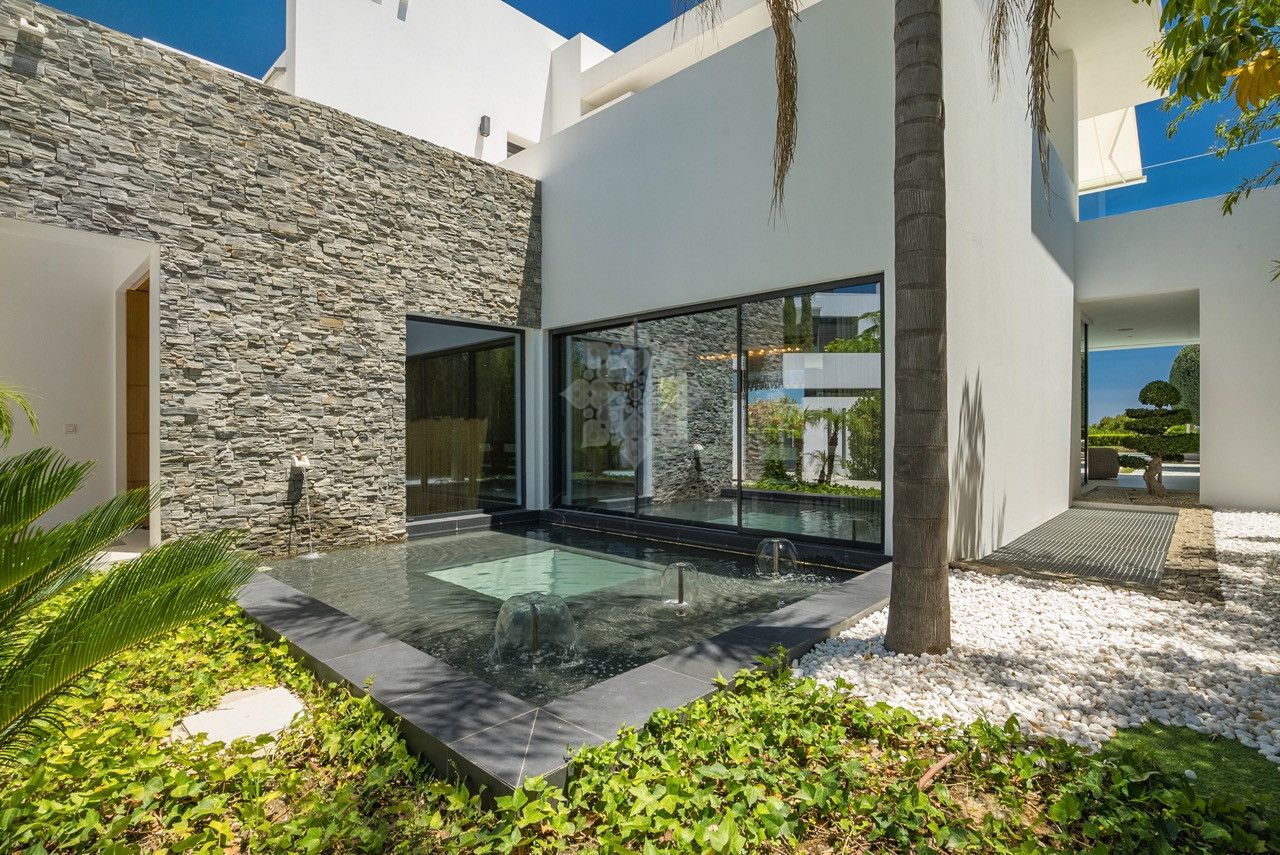 Villa in Golden Mile, Marbella