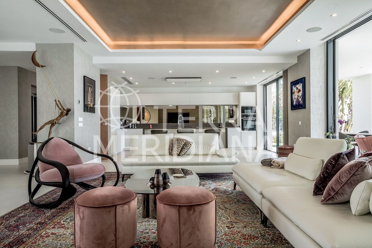 Villa in Golden Mile, Marbella
