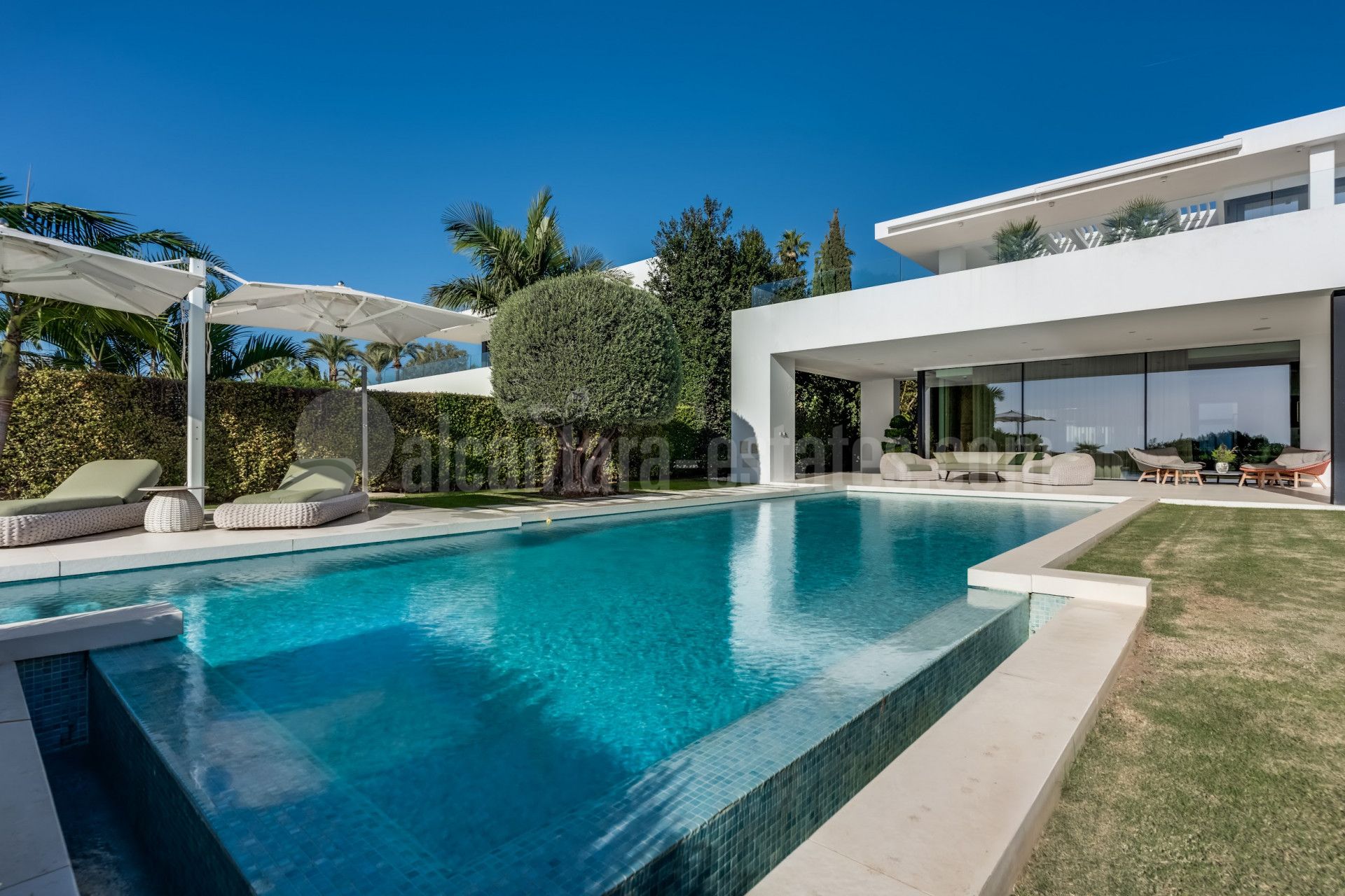 Villa in Golden Mile, Marbella