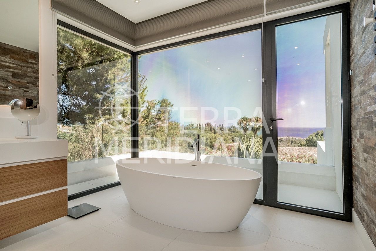 Villa in Golden Mile, Marbella