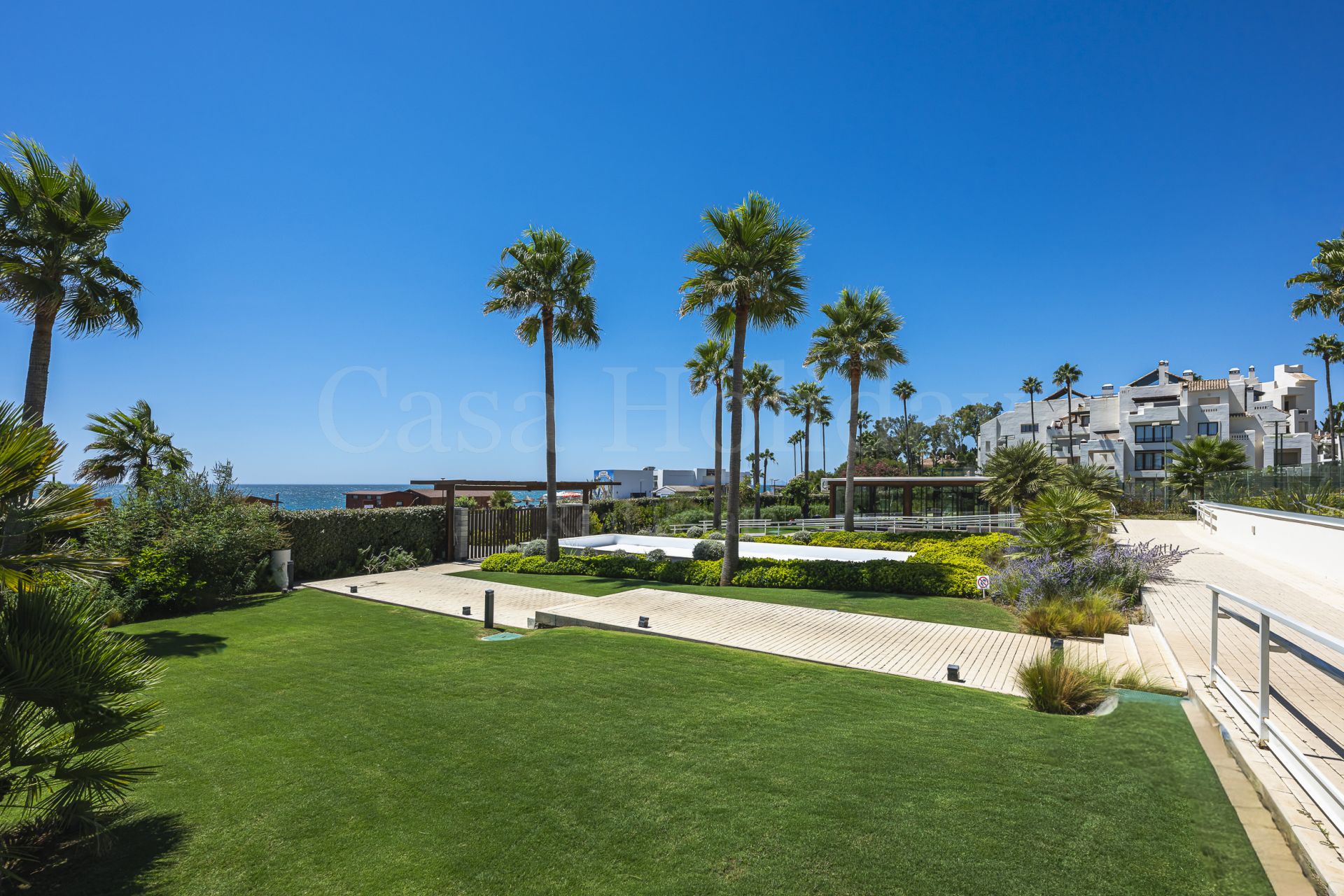 Apartment in Velaya, Estepona