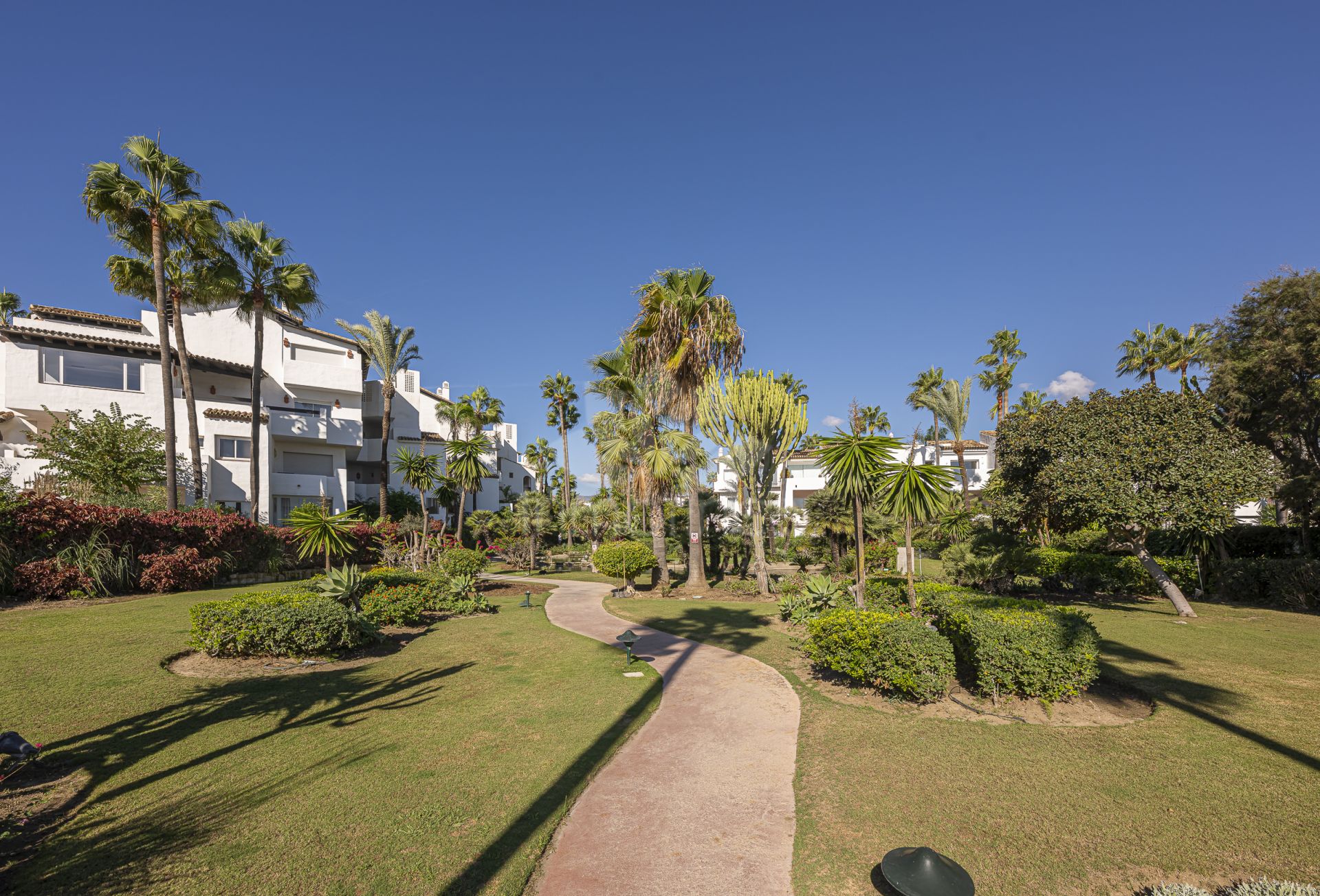 Ground Floor Apartment in Costalita, Estepona