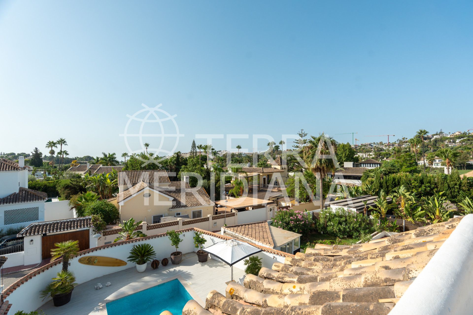 Villa in Parcelas del Golf, Marbella