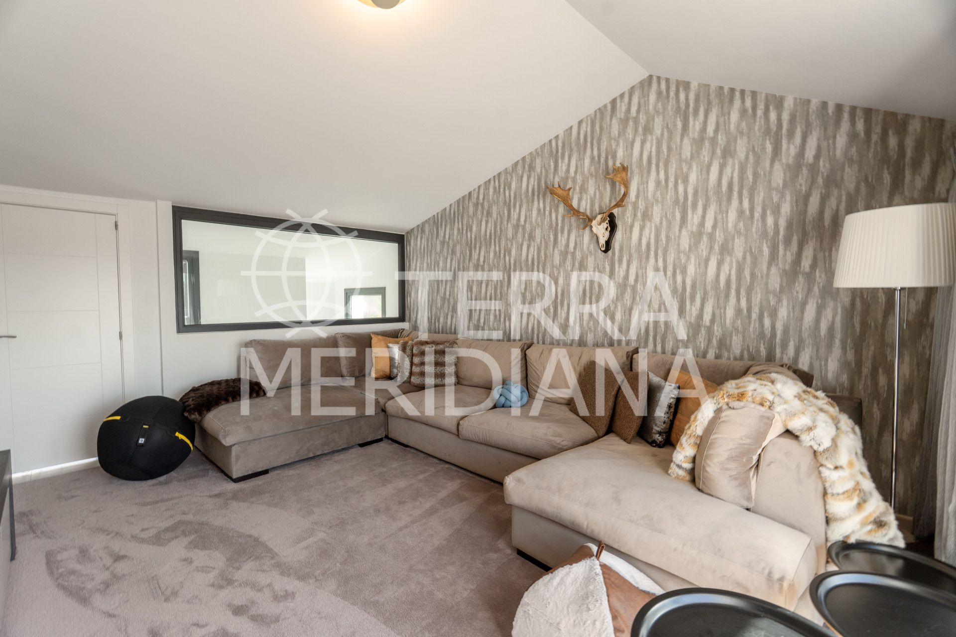 Villa in Parcelas del Golf, Marbella
