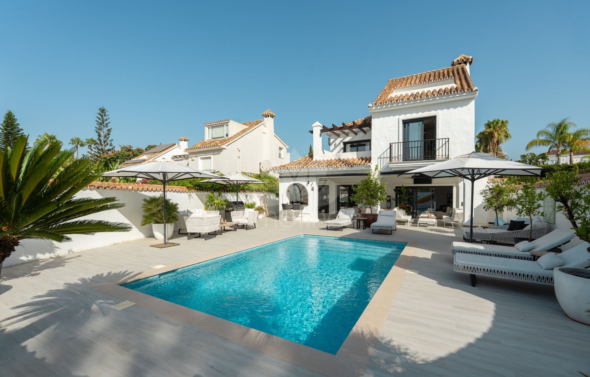 Villa in Parcelas del Golf, Marbella