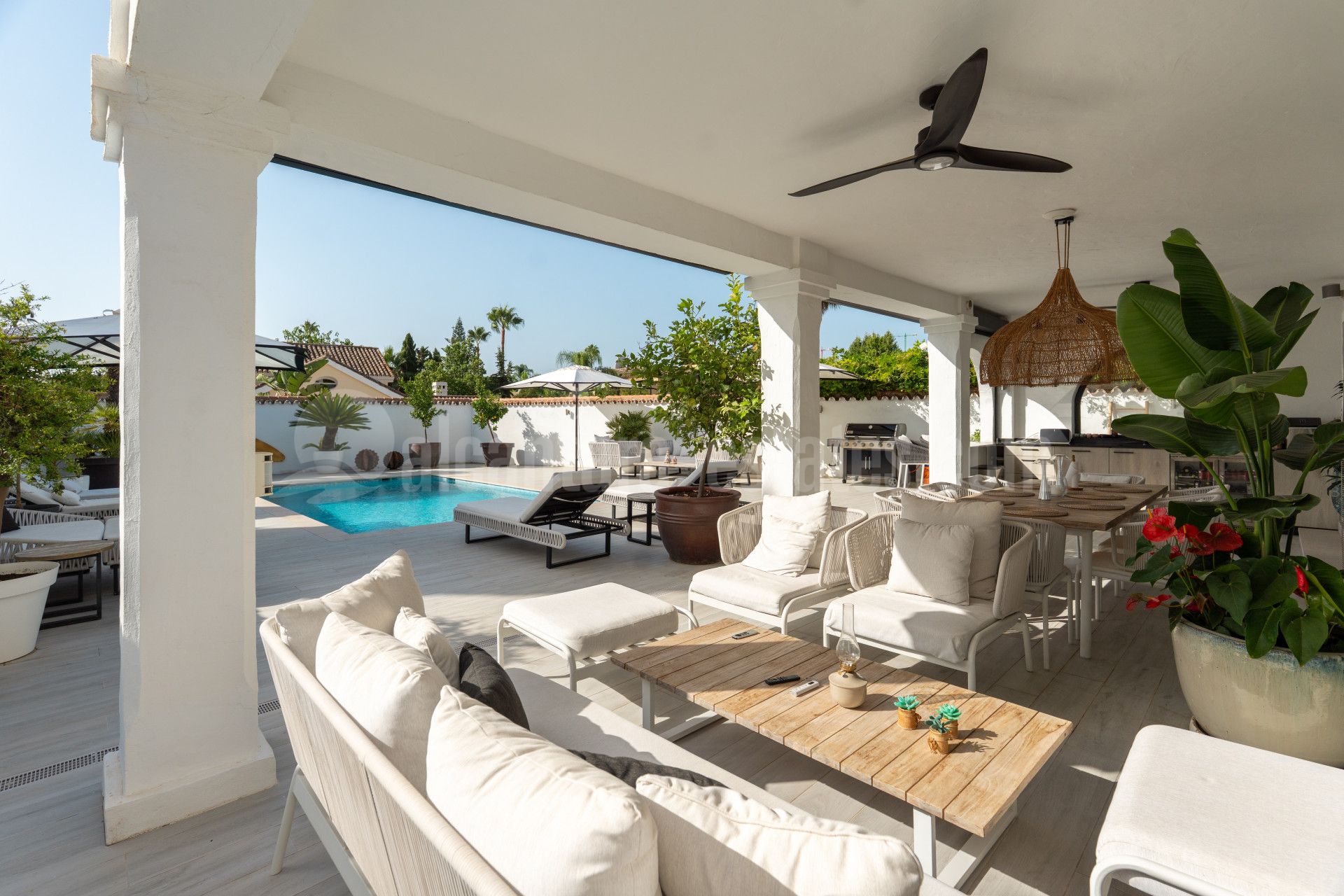 Villa in Parcelas del Golf, Marbella