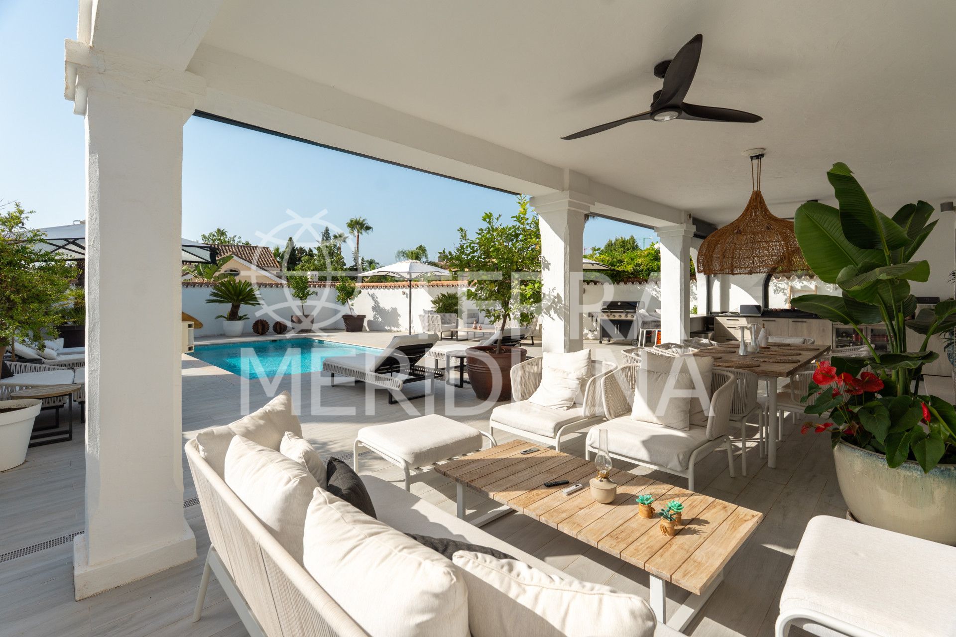 Villa in Parcelas del Golf, Marbella