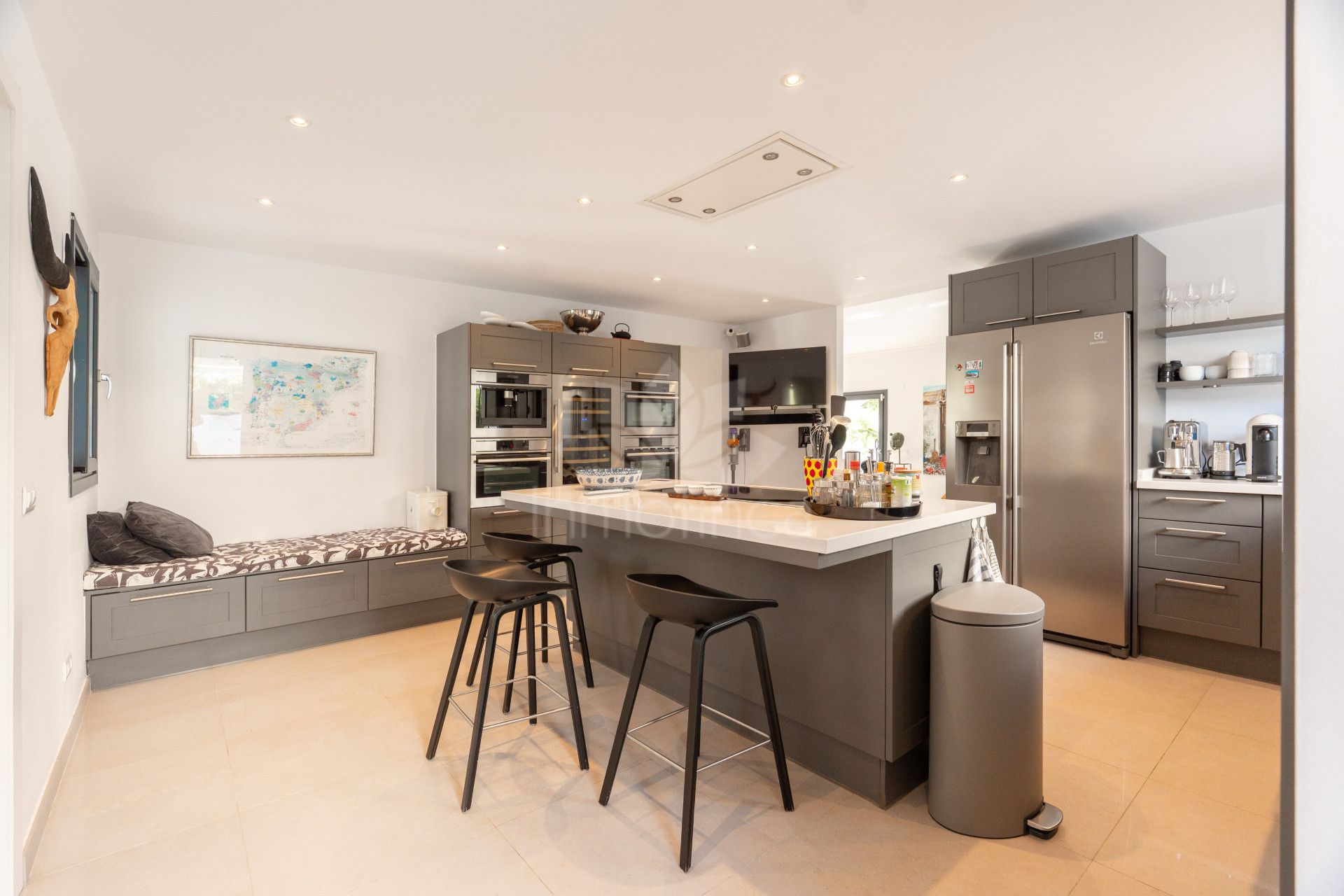 Villa in Parcelas del Golf, Marbella