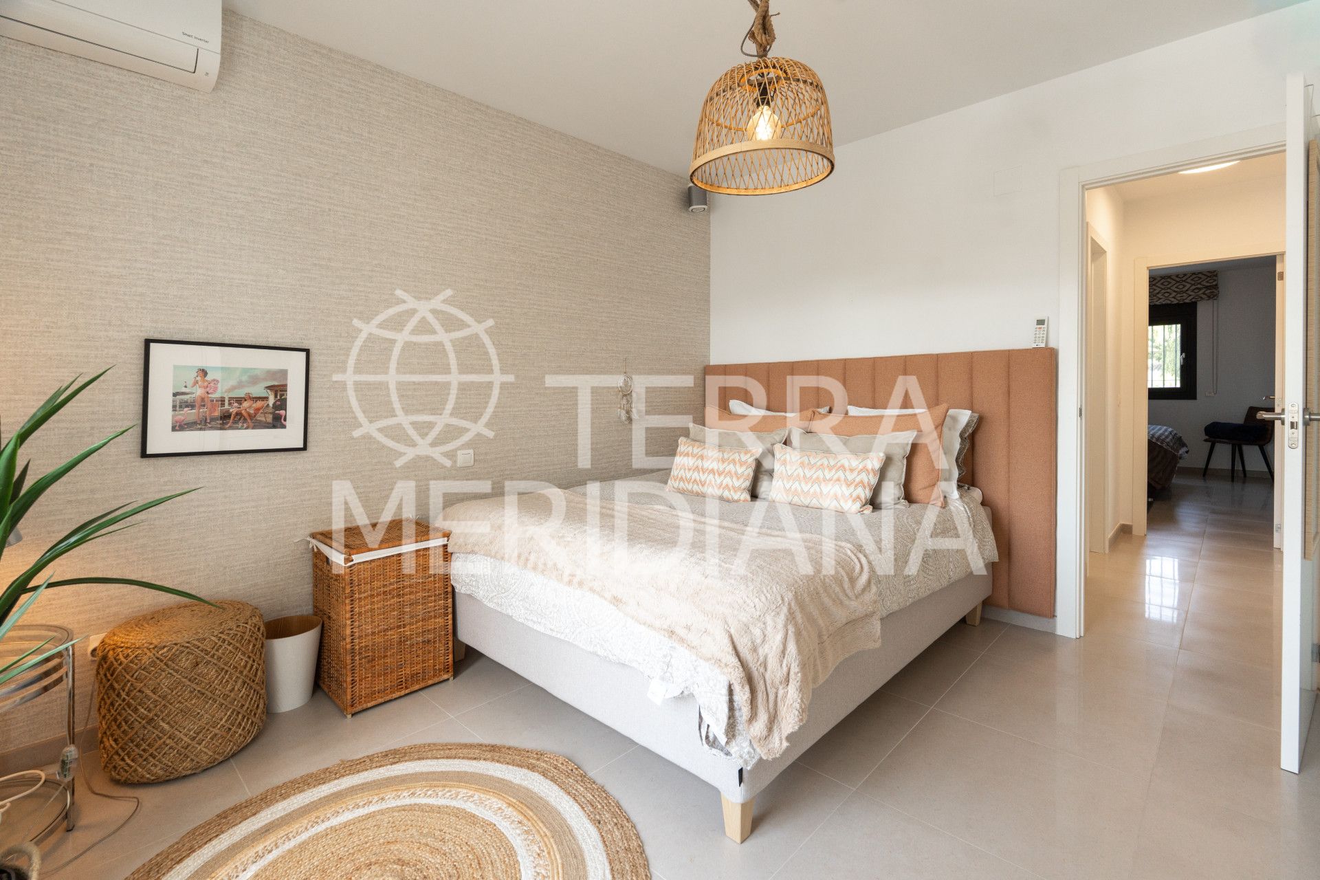 Villa in Parcelas del Golf, Marbella