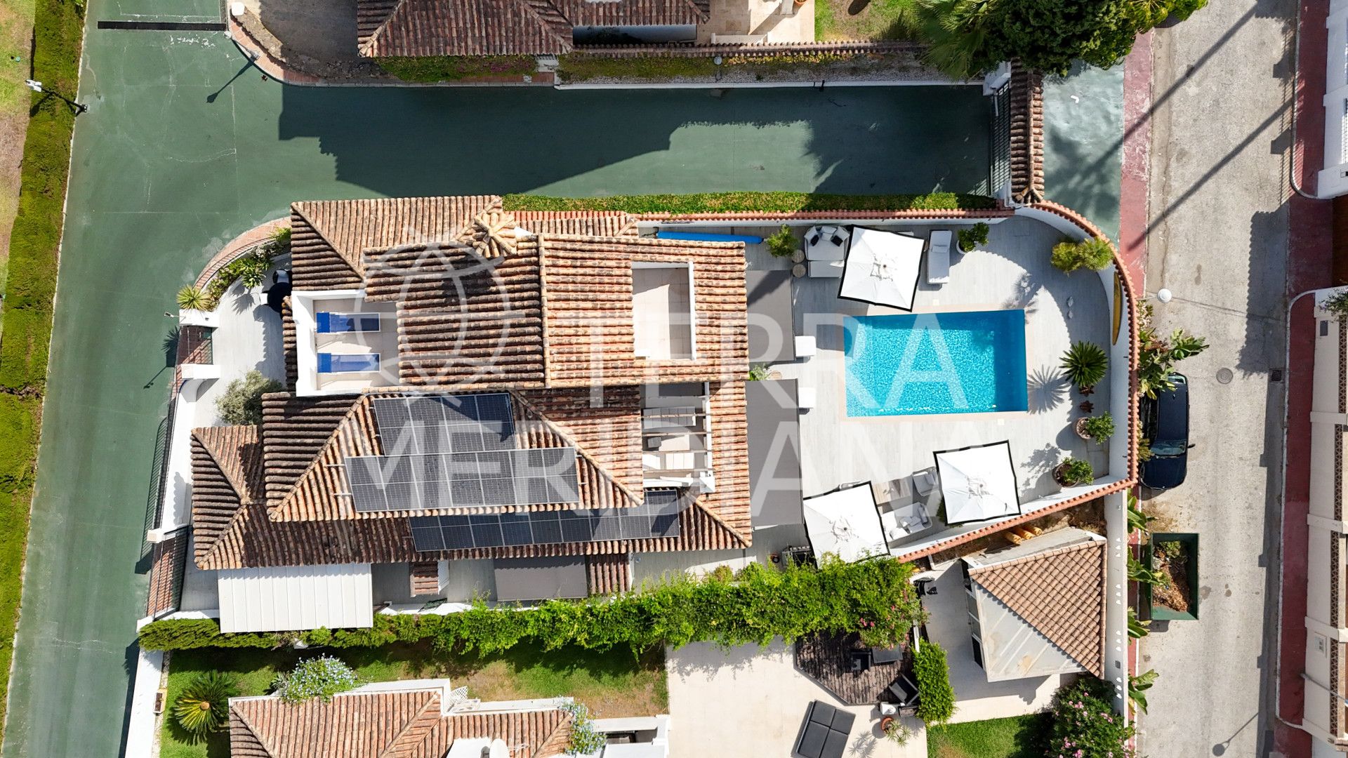 Villa in Parcelas del Golf, Marbella