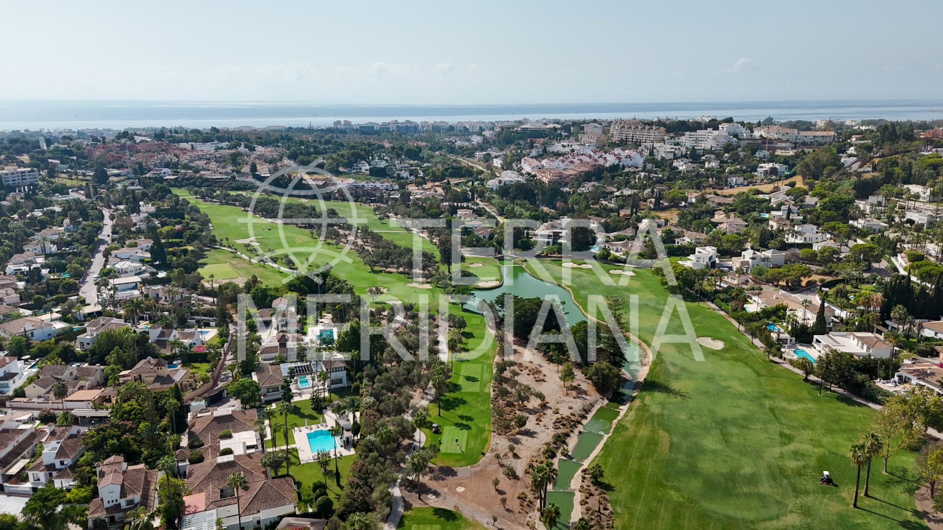 Villa in Parcelas del Golf, Marbella