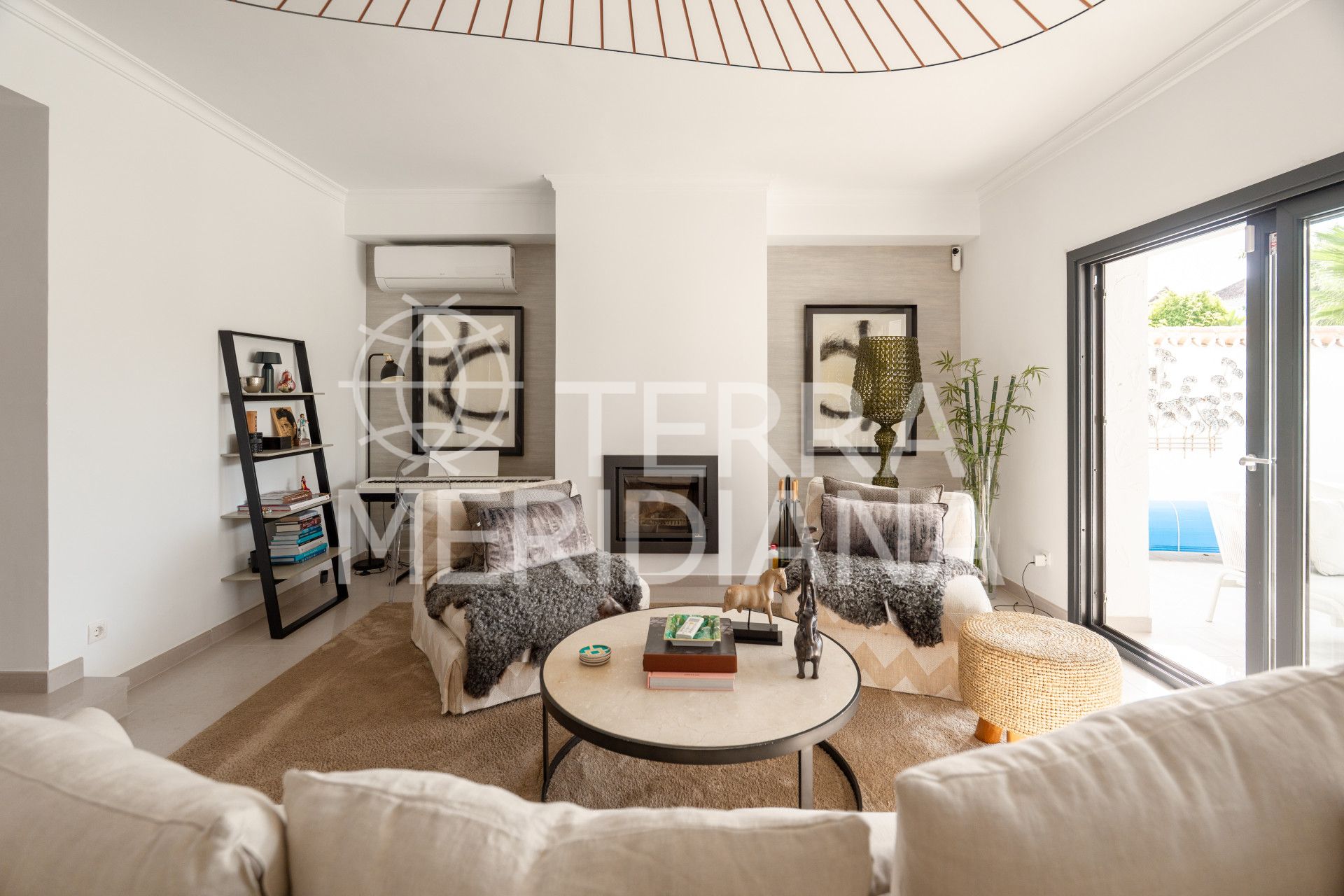Villa in Parcelas del Golf, Marbella