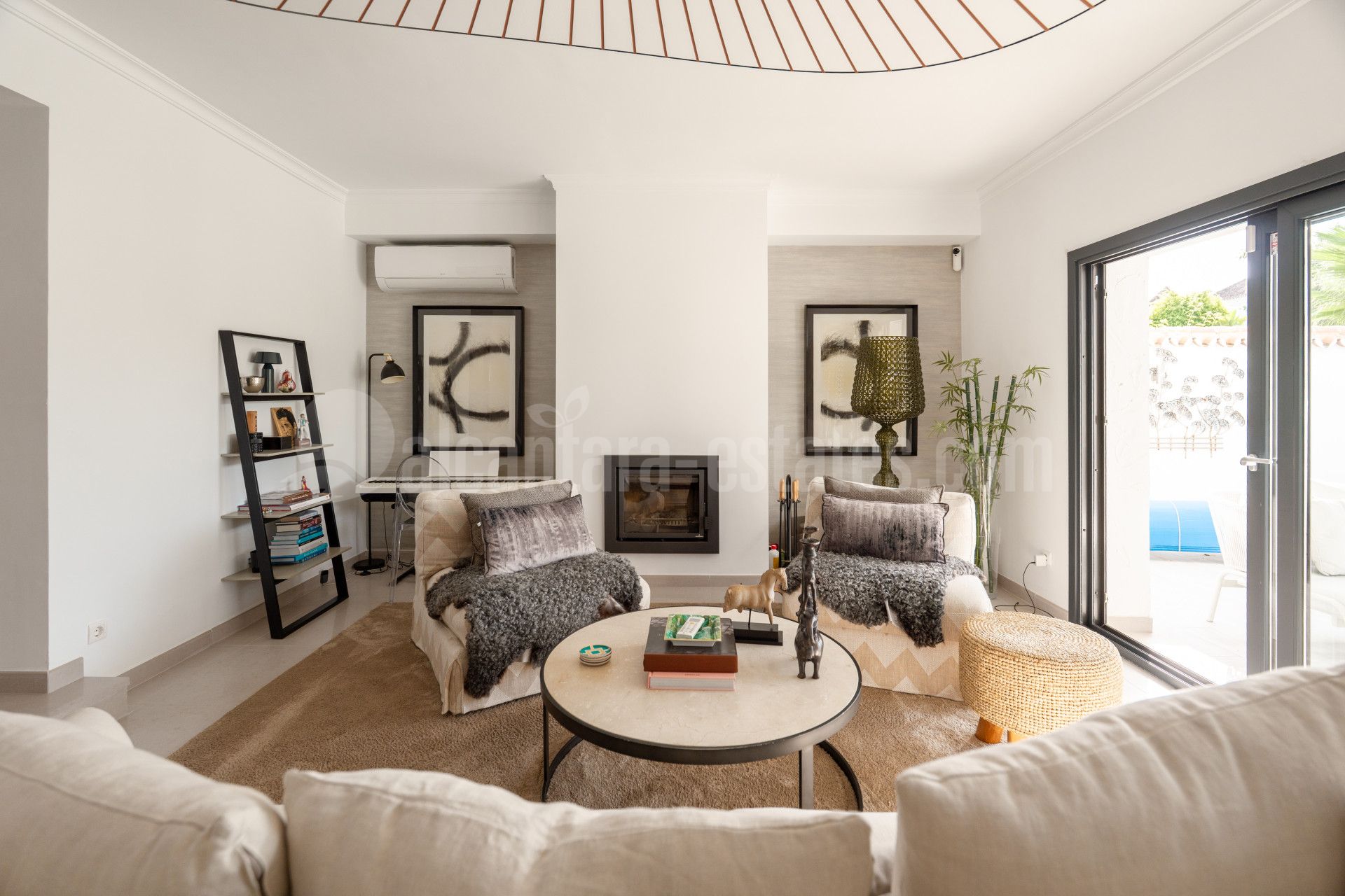 Villa in Parcelas del Golf, Marbella