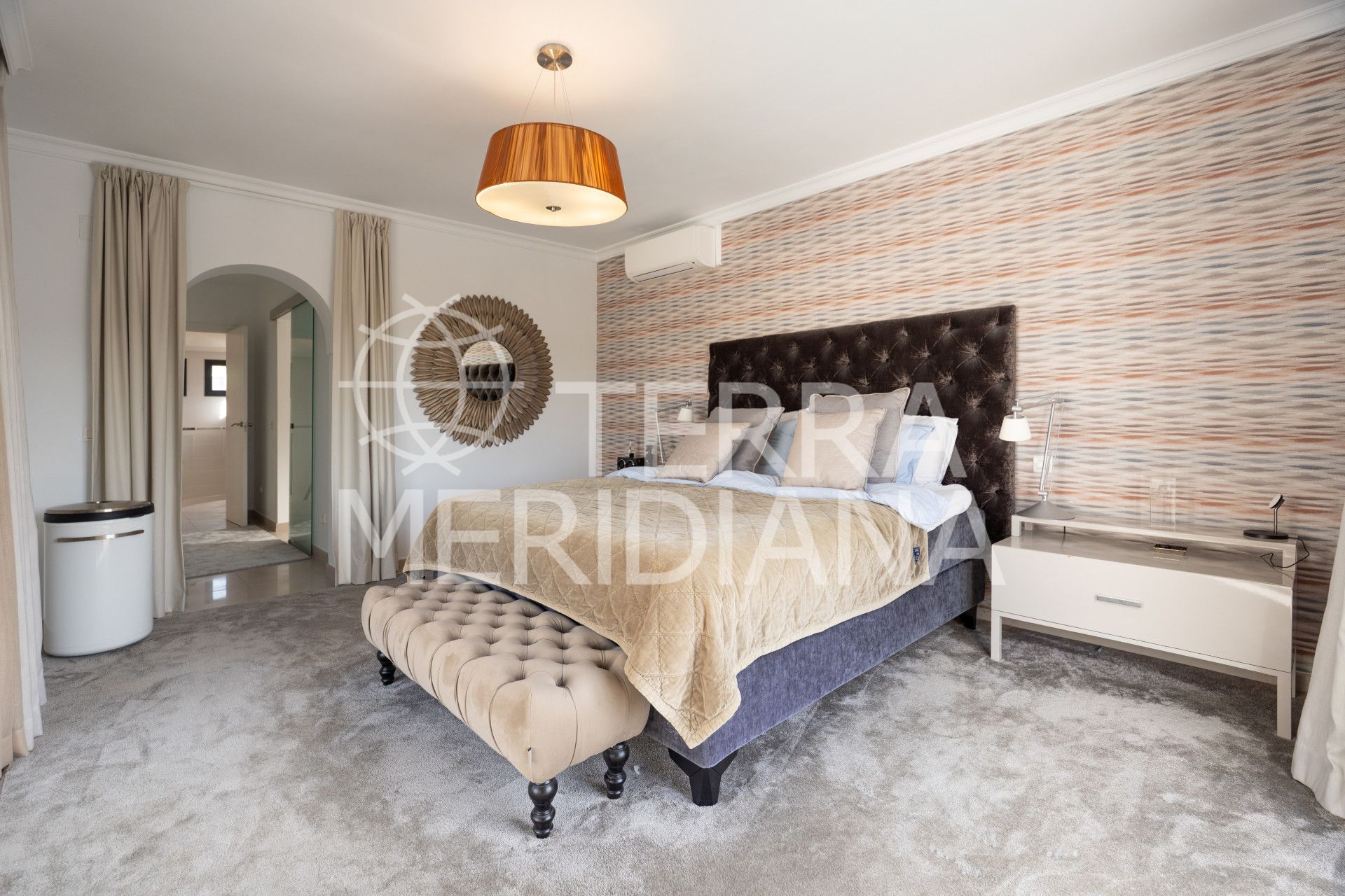 Villa in Parcelas del Golf, Marbella